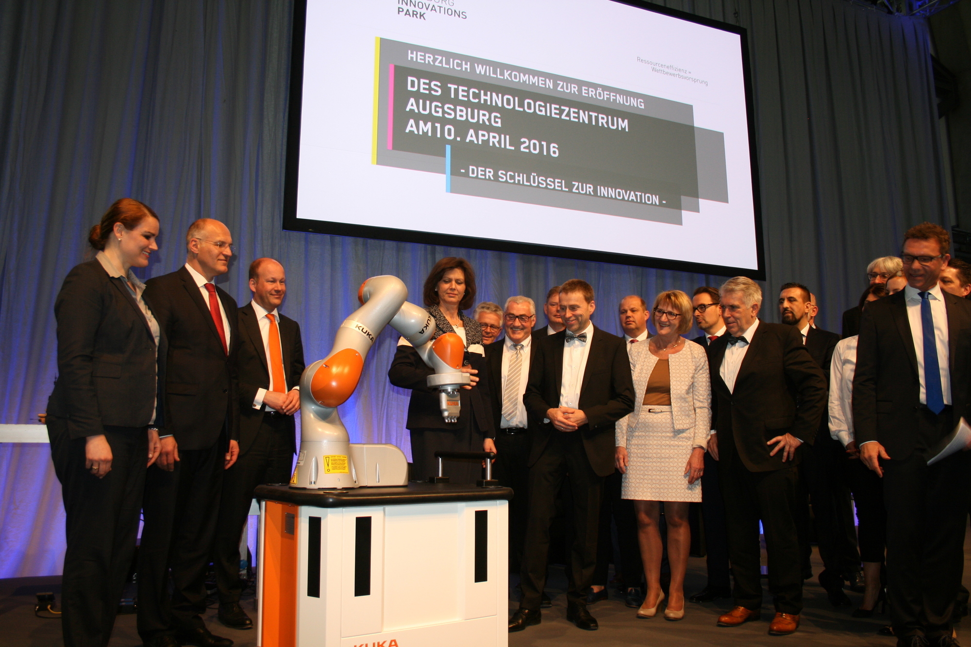 Am 10. April 2016 wurde das Technologiezentrum Augsburg feierlich eröffnet. Foto: B4B WIRTSCHAFTSLEBEN SCHWABEN