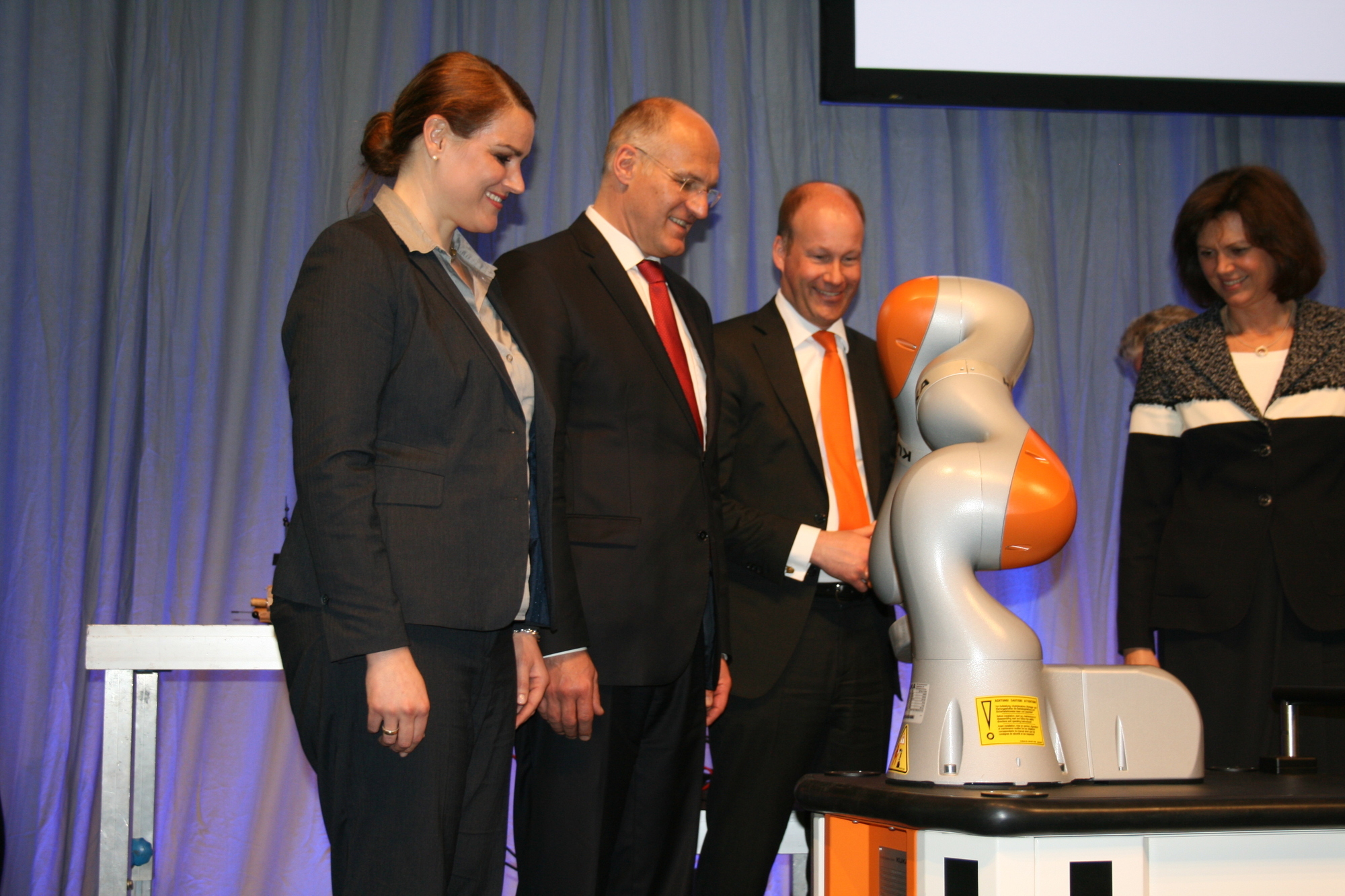 Am 10. April 2016 wurde das Technologiezentrum Augsburg feierlich eröffnet. Foto: B4B WIRTSCHAFTSLEBEN SCHWABEN