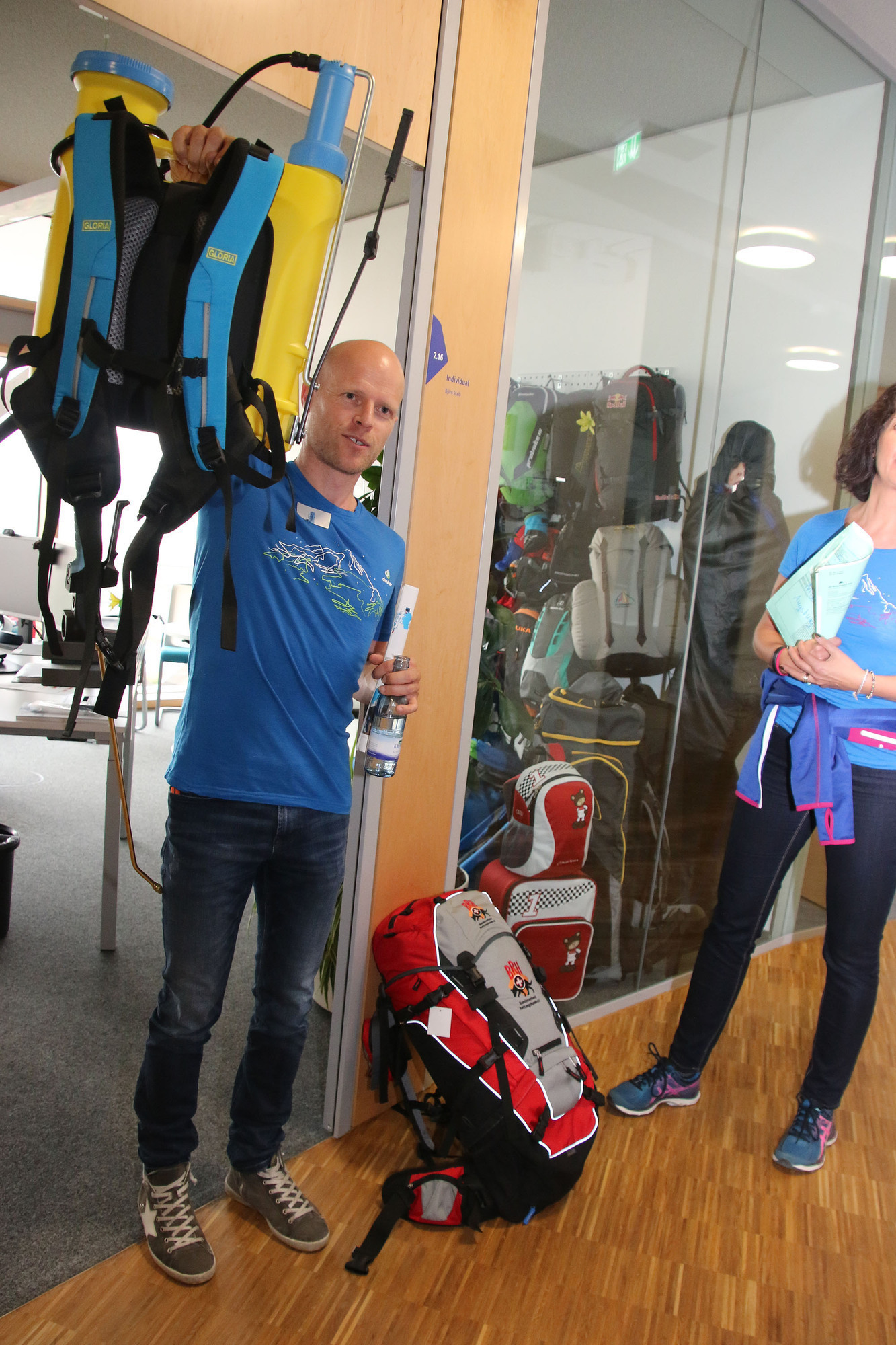 Marketing Club Augsburg zu Besuch bei Deuter in Gersthofen
