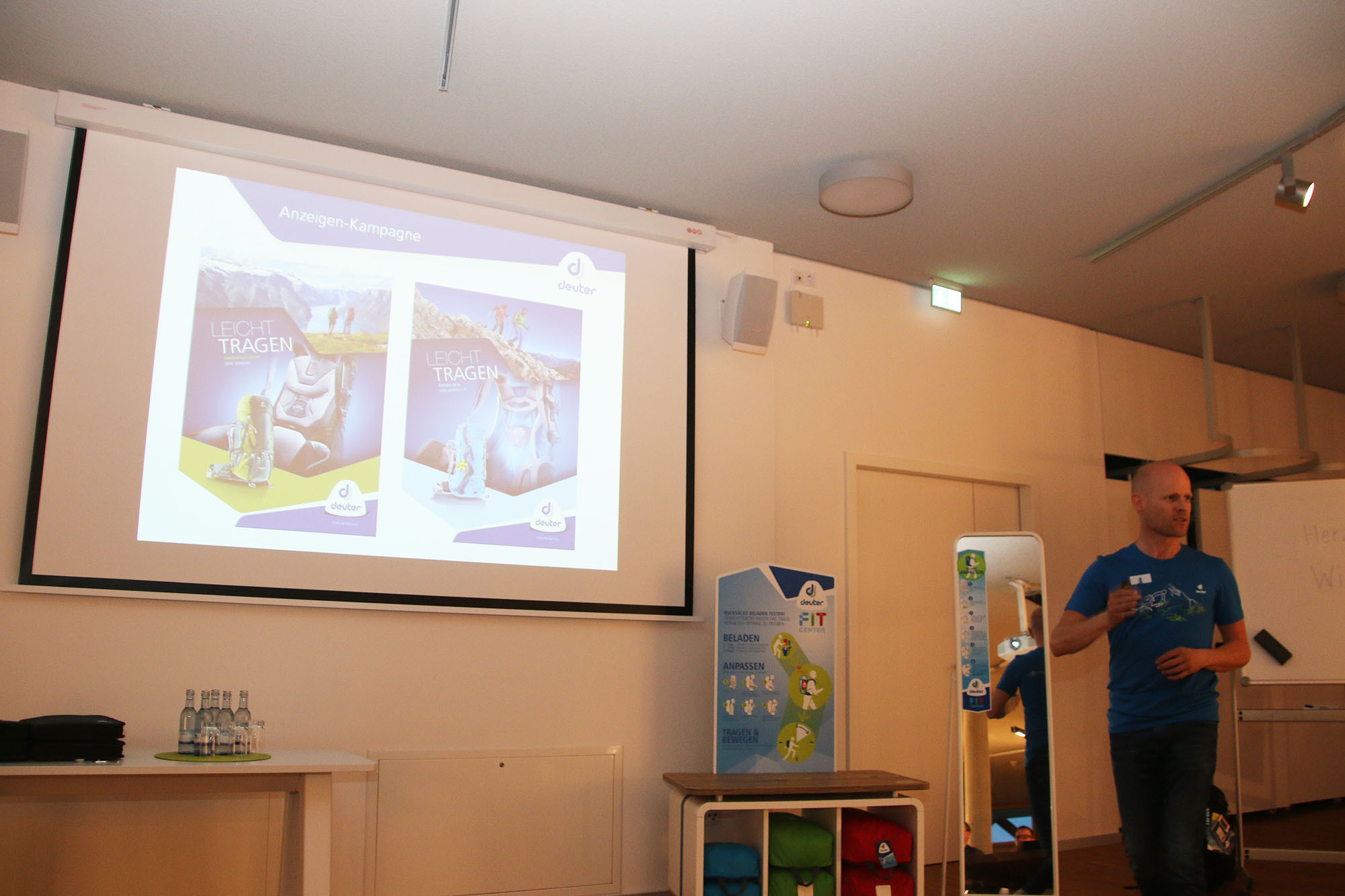Marketing Club Augsburg zu Besuch bei Deuter in Gersthofen