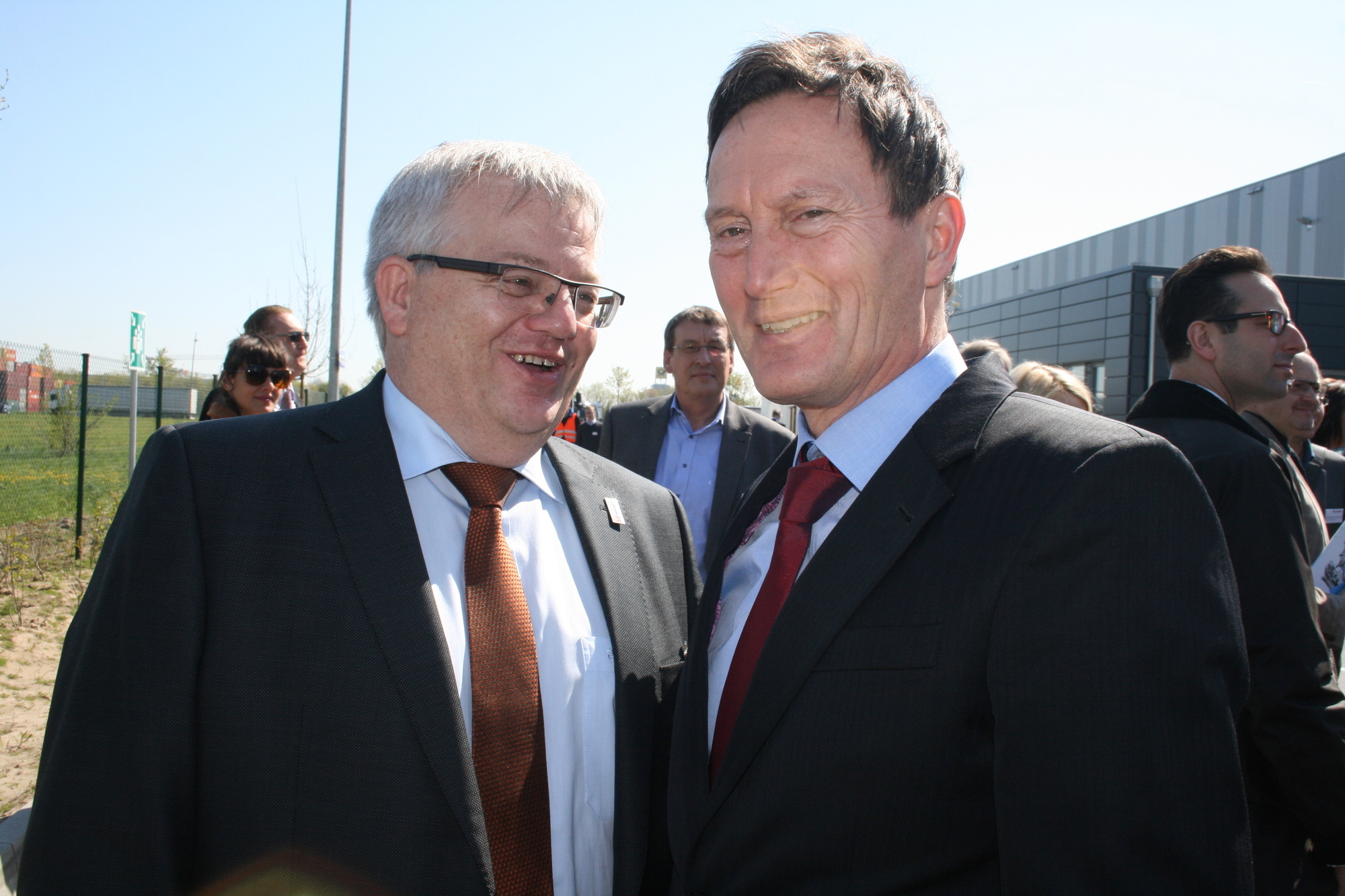Das neue Logistik-Zentrum von DB Schenker wurde am 29. April 2016 feierlich eröffnet. Foto: B4B WIRTSCHAFTSLEBEN SCHWABEN