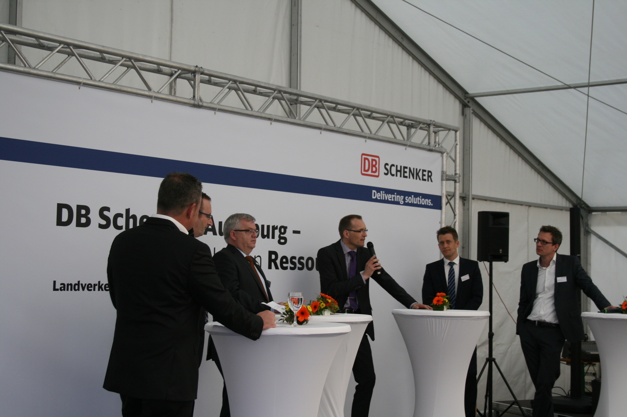 Das neue Logistik-Zentrum von DB Schenker wurde am 29. April 2016 feierlich eröffnet. Foto: B4B WIRTSCHAFTSLEBEN SCHWABEN