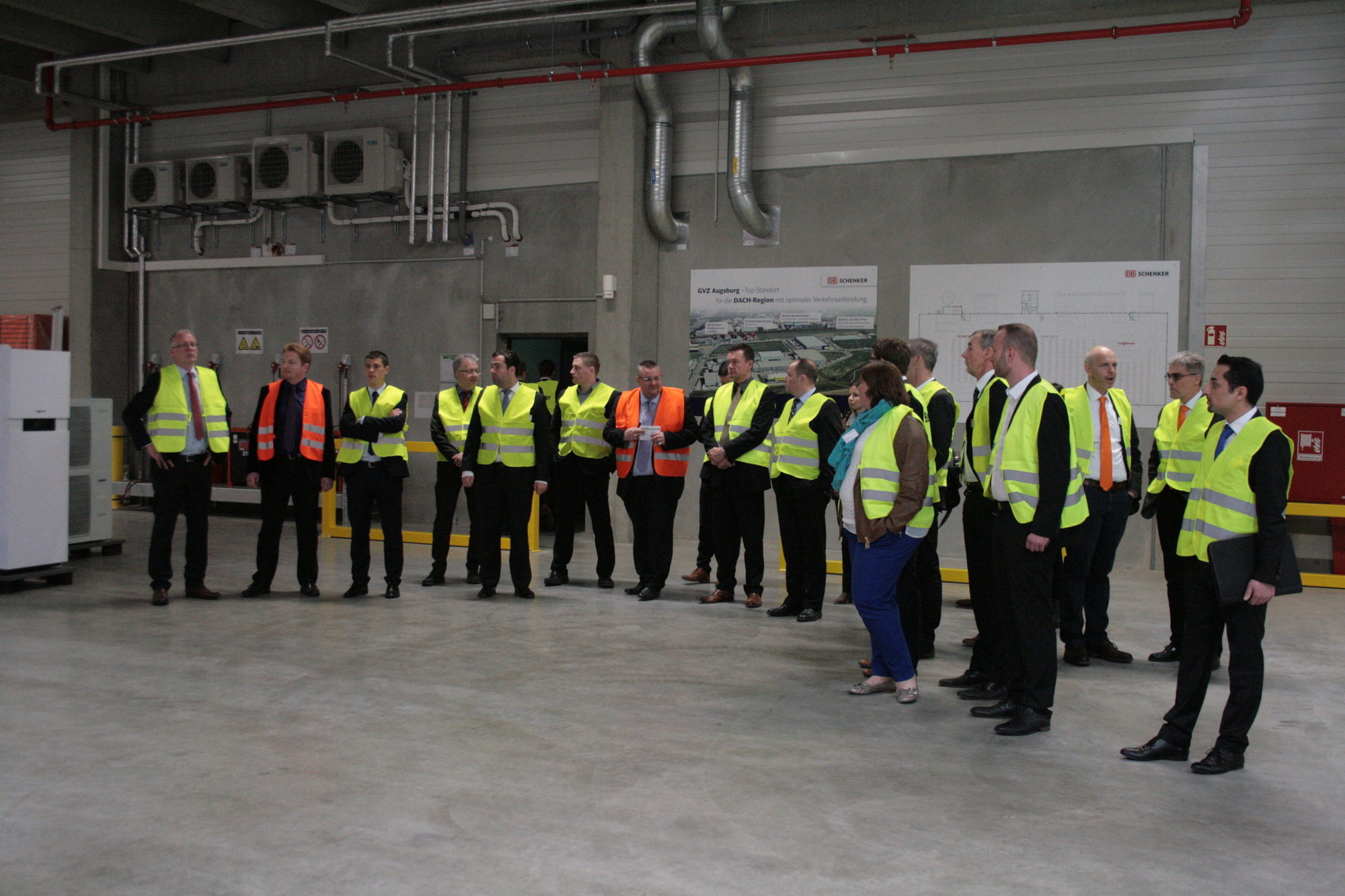 Das neue Logistik-Zentrum von DB Schenker wurde am 29. April 2016 feierlich eröffnet. Foto: B4B WIRTSCHAFTSLEBEN SCHWABEN