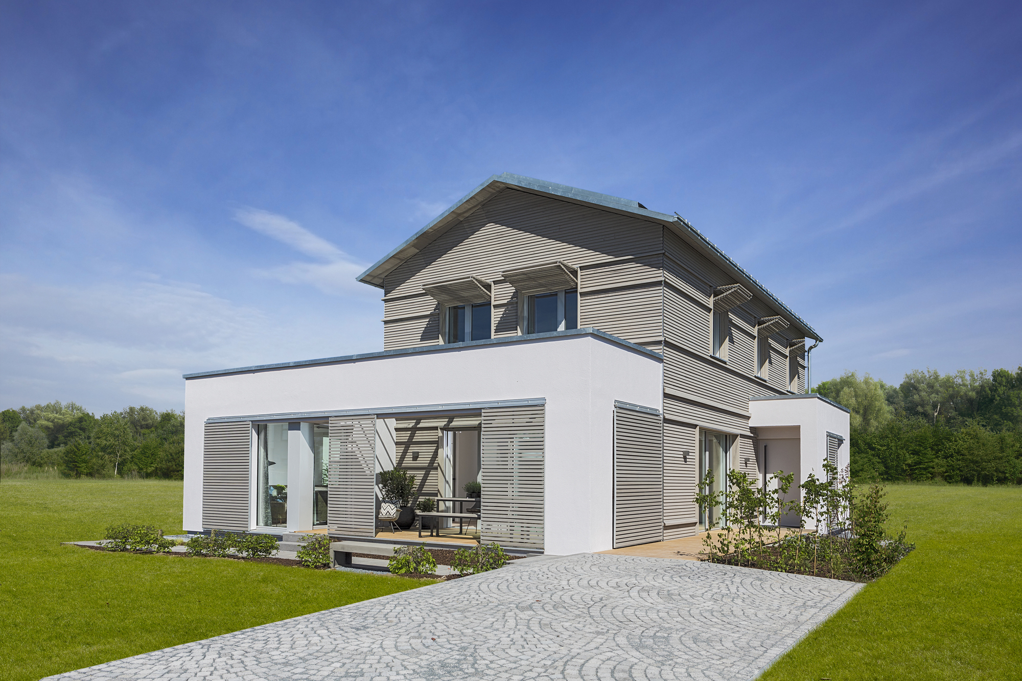 Das Musterhaus NaturDesign von Baufritz verbindet designorientierten Wohfühl-Lifestyle mit gesundem Wohnen. Foto: Baufritz