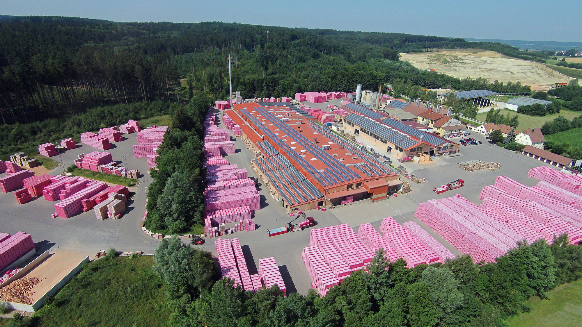 Das Ziegelwerk Klosterbeuren von oben. Foto: Ziegelwerk Klosterbeuren