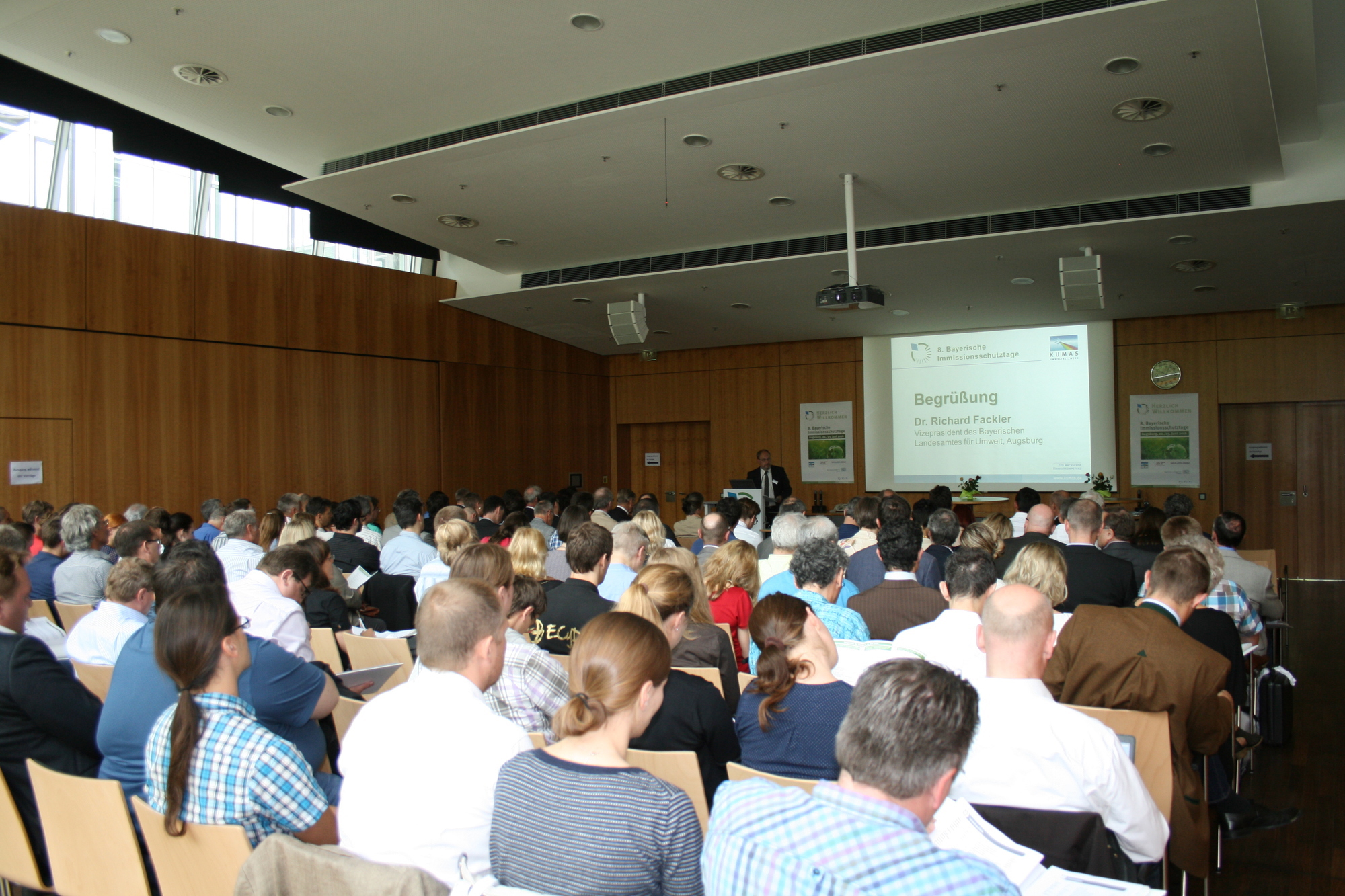 KUMAS lädt zu den 8. Immisionsschutztagen ins LfU in Augsburg. Foto: B4B WIRTSCHAFTSLEBEN SCHWABEN