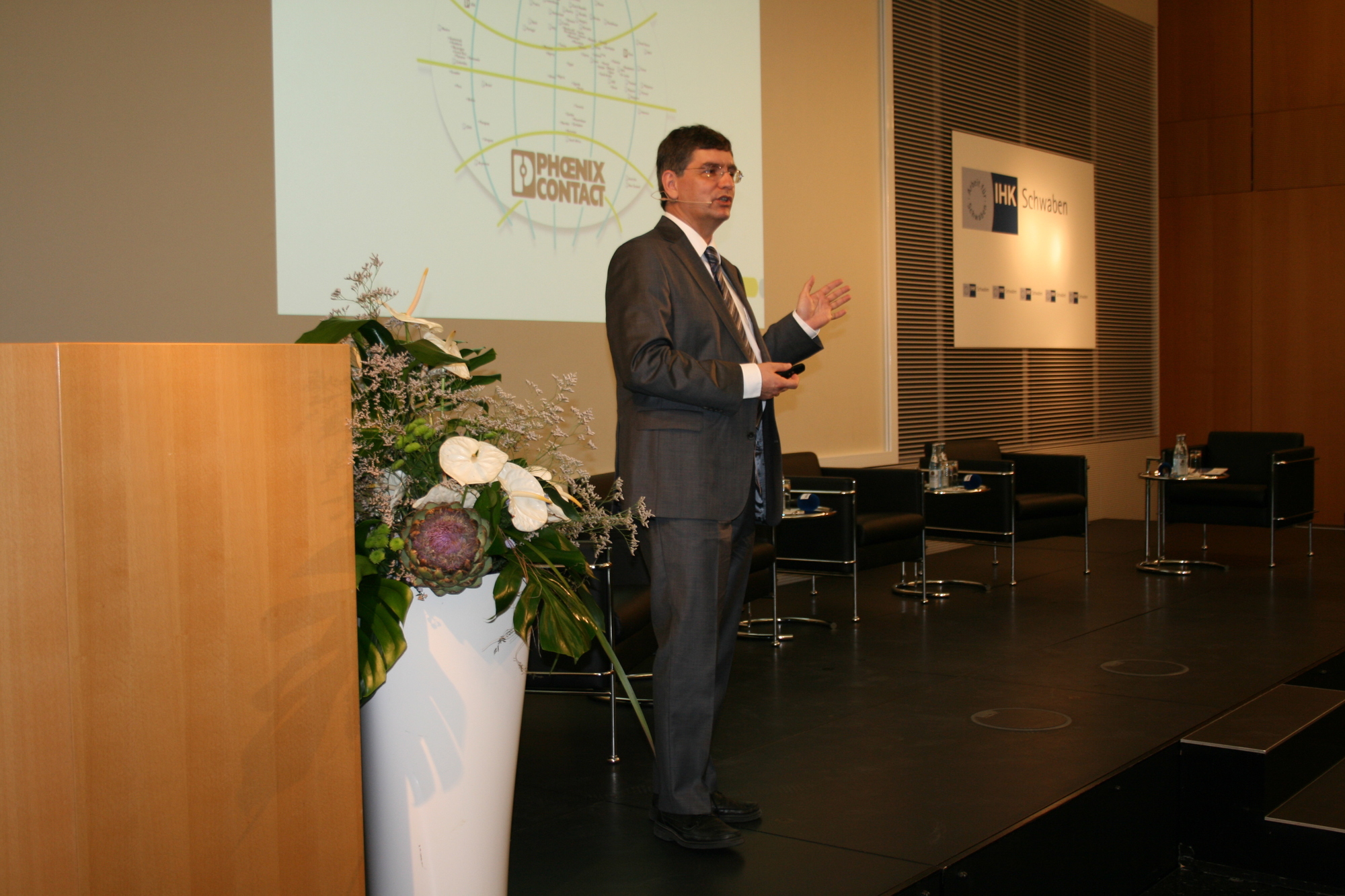 IHK Schwaben zeigt wie Digitalisierung im Mittelstand gelingt. Foto: B4B WIRTSCHAFTSLEBEN SCHWABEN