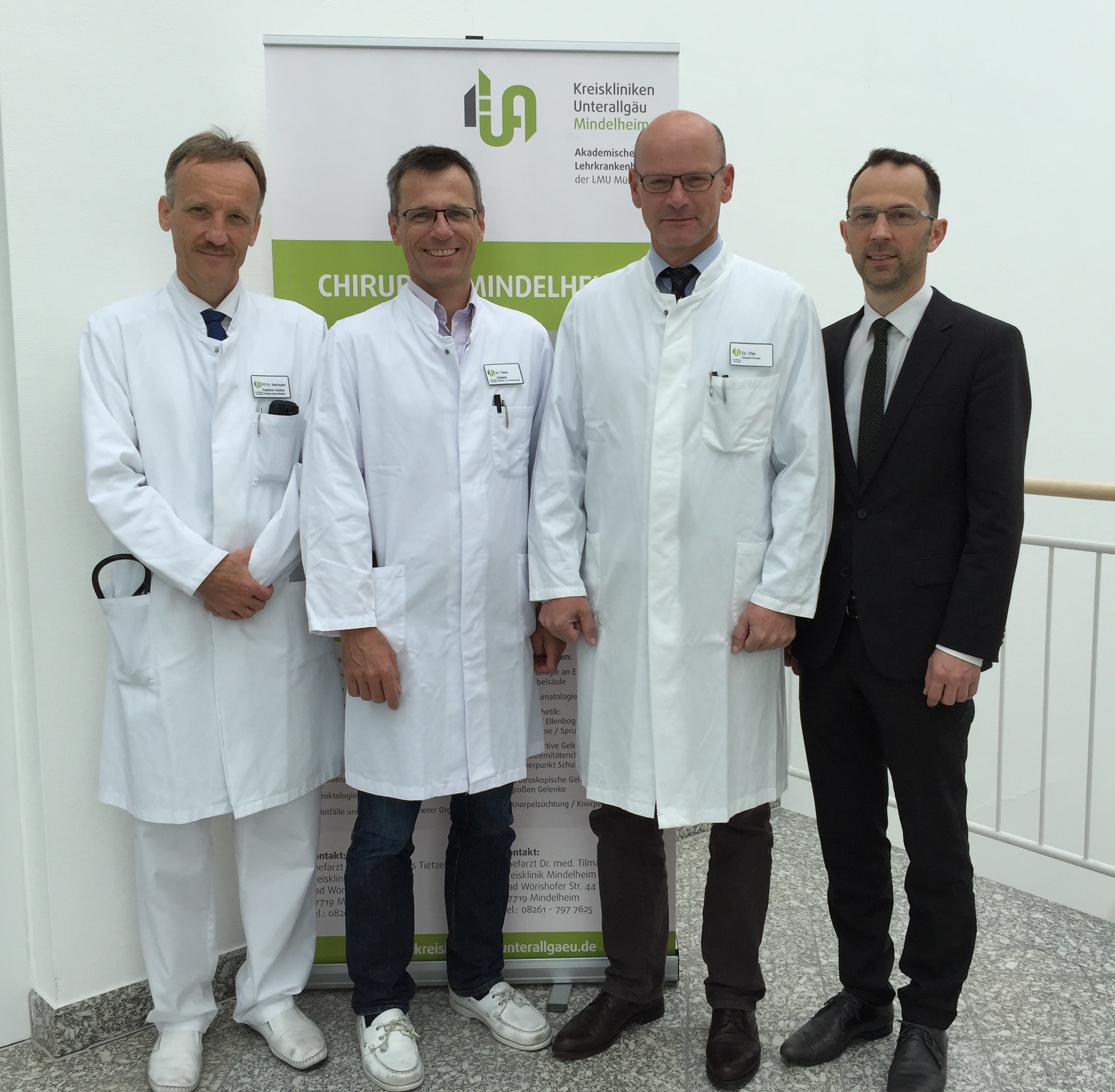 Franz Huber, Dr. Peter Steinbigler, Dr. Markus Tietze und Dr. Gerhard Piel. Foto: Kreiskliniken Unterallgäu