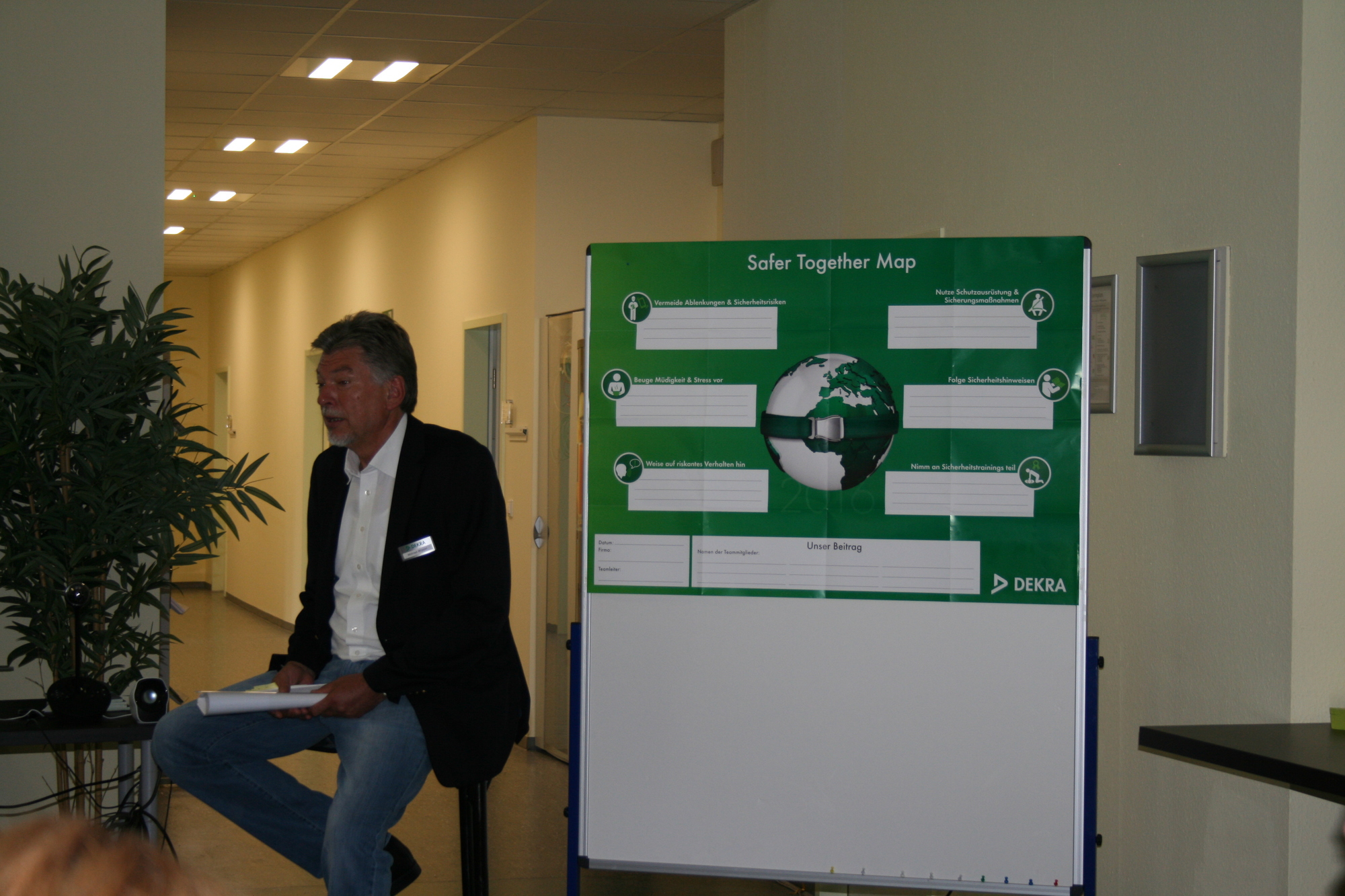 DEKRA Modenschau in Augsburg zum Thema Sicherheit. Foto: B4B WIRTSCHAFTSLEBEN SCHWABEN