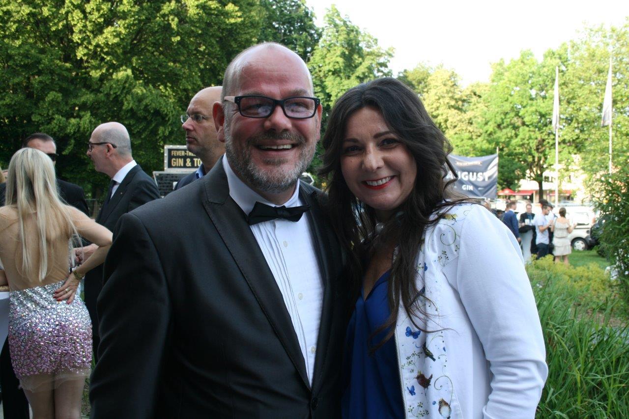 Ausgelassene Stimmung auf dem Augsburger Medienpreis 2016. Foto: B4B WIRTSCHAFTSLEBEN SCHWABEN