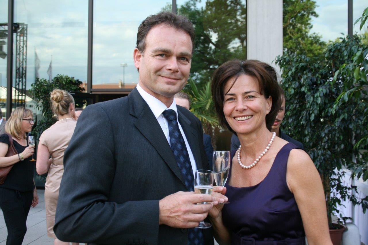 Ausgelassene Stimmung auf dem Augsburger Medienpreis 2016. Foto: B4B WIRTSCHAFTSLEBEN SCHWABEN