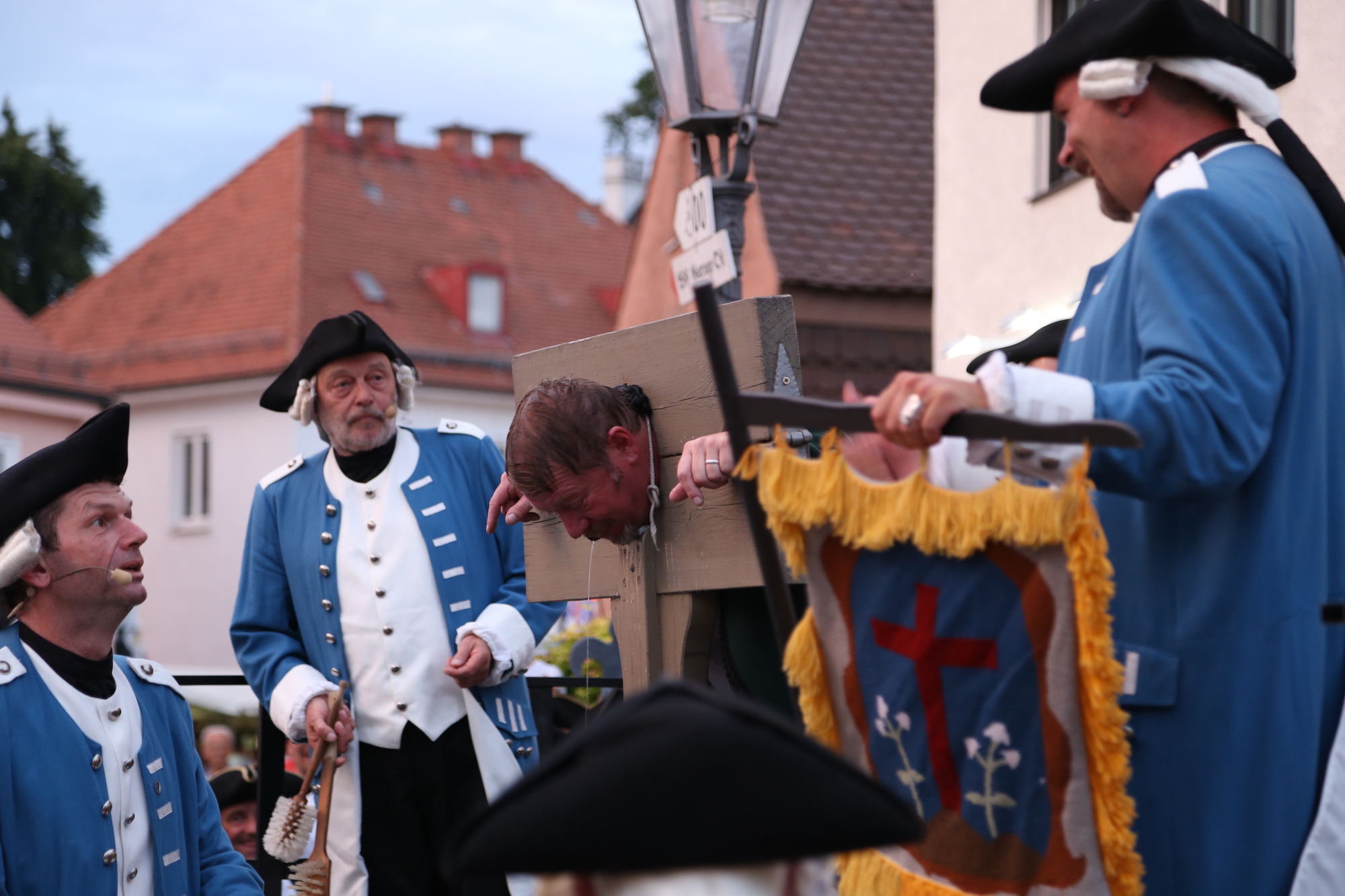 Friedberger Zeit: Startschuss für das Altstadtfest 2016. Foto: B4B WIRTSCHAFTSLEBEN SCHWABEN