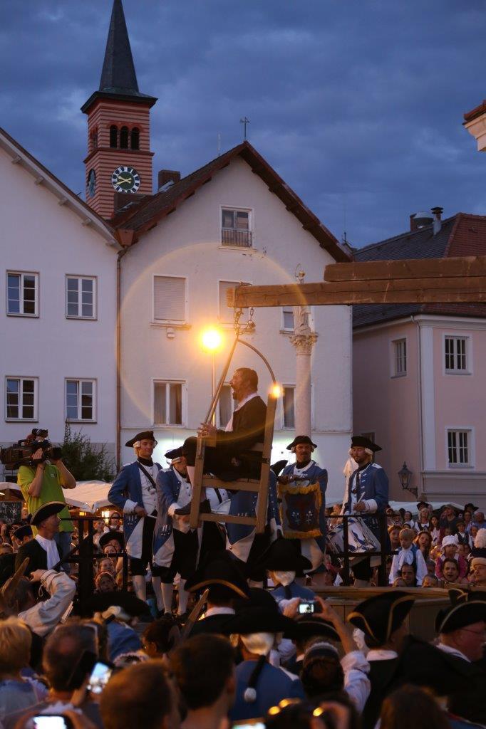 Eröfnungswochenende auf der Friedberger Zeit 2016. Foto: B4B WIRSCHAFTSLEBEN SCHWABEN