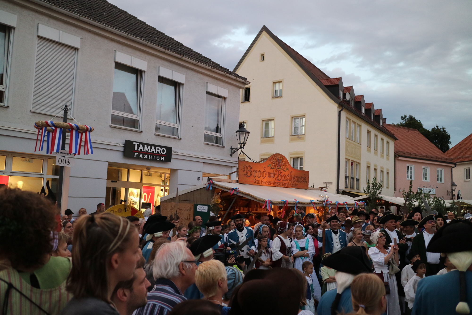 Friedberger Zeit 2016 - Eröffnungswochenende. Foto: B4B WIRTSCHAFTSLEBEN SCHWABEN