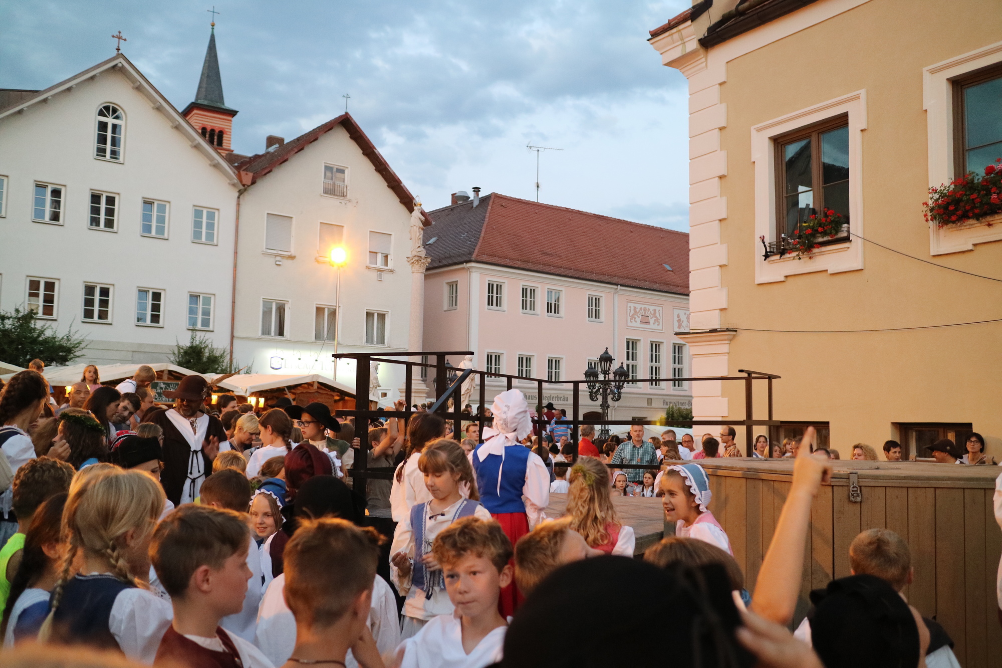 Friedberger Zeit 2016 - Eröffnungswochenende. Foto: B4B WIRTSCHAFTSLEBEN SCHWABEN