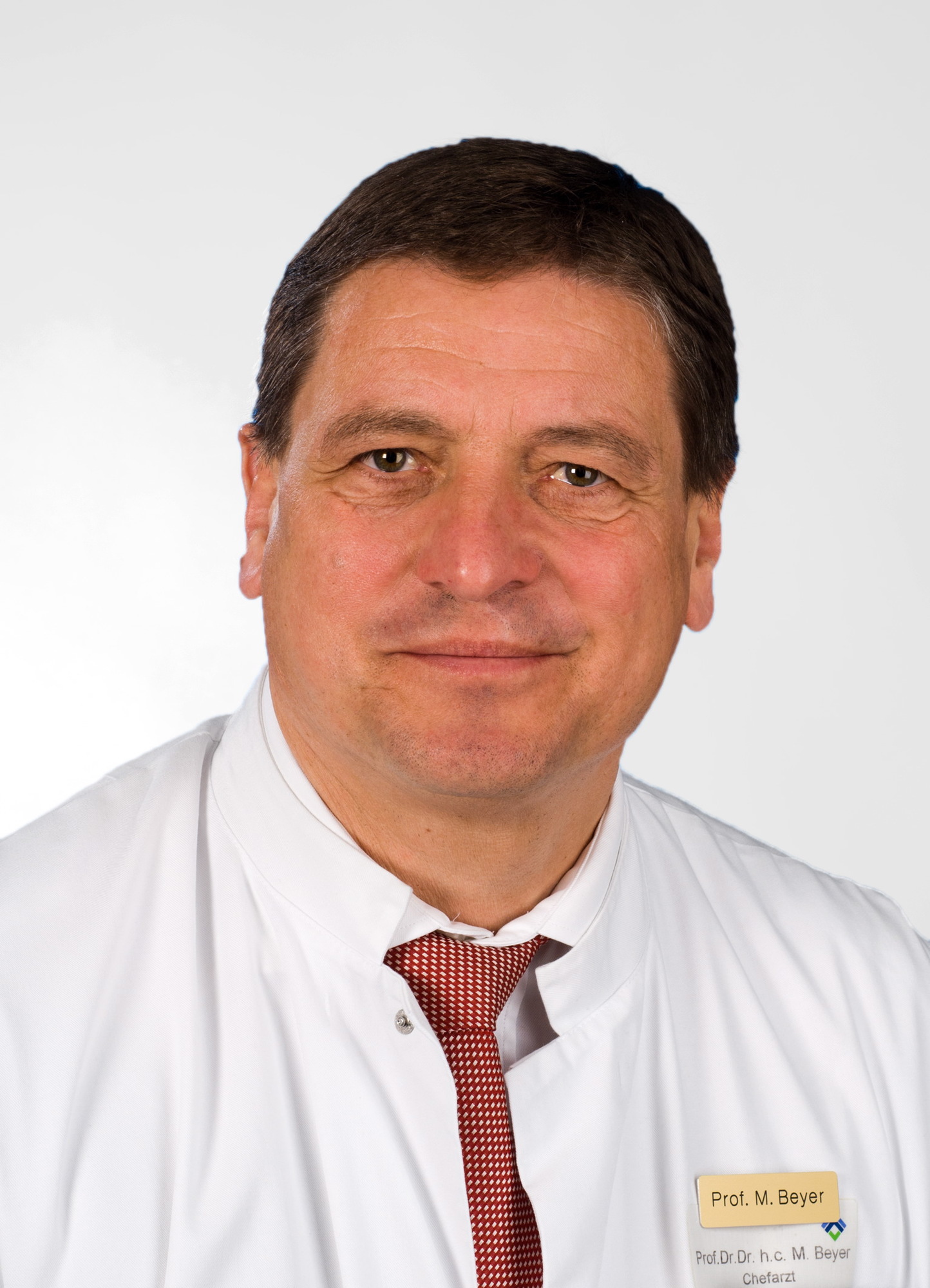 Ärztlicher Vorstand Prof. Dr. Dr. h. c. Michael Beyer. Foto: Klinikum Augsburg