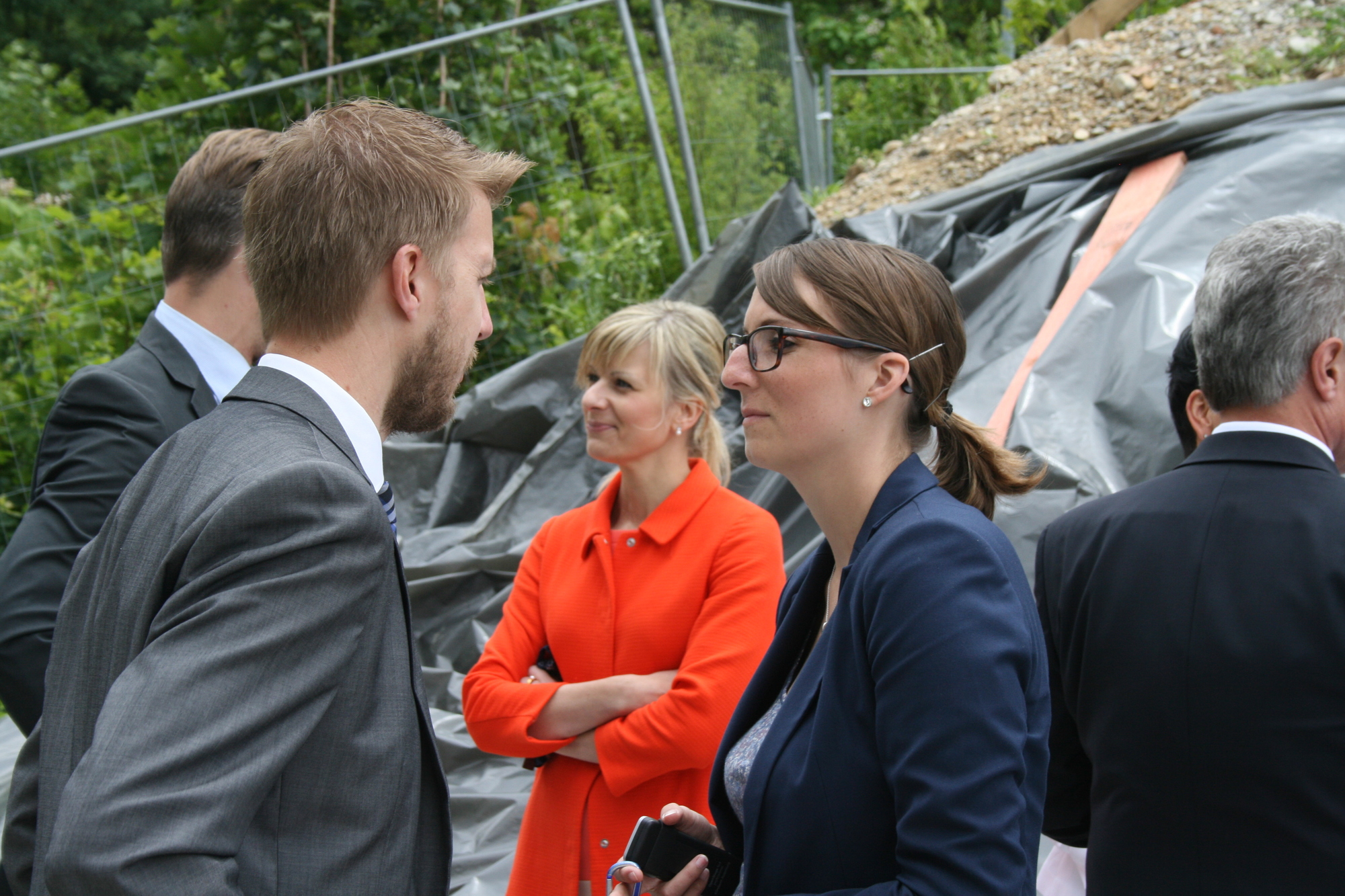 Die Grundsteinlegung für den Klinikum-Anbau West erfolgte am 15. Juil 2016. Foto: B4B WIRTSCHAFTSLEBEN SCHWABEN
