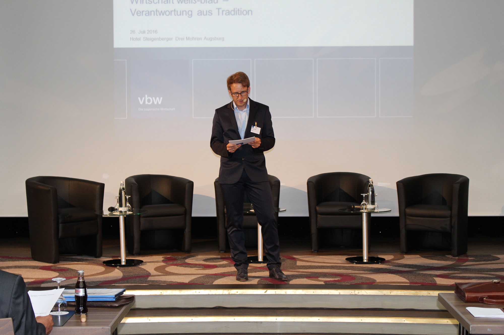 Die vbw informiert zum Thema Corporate Social Responsibility. Foto: B4B WIRTSCHAFTSLEBEN SCHWABEN