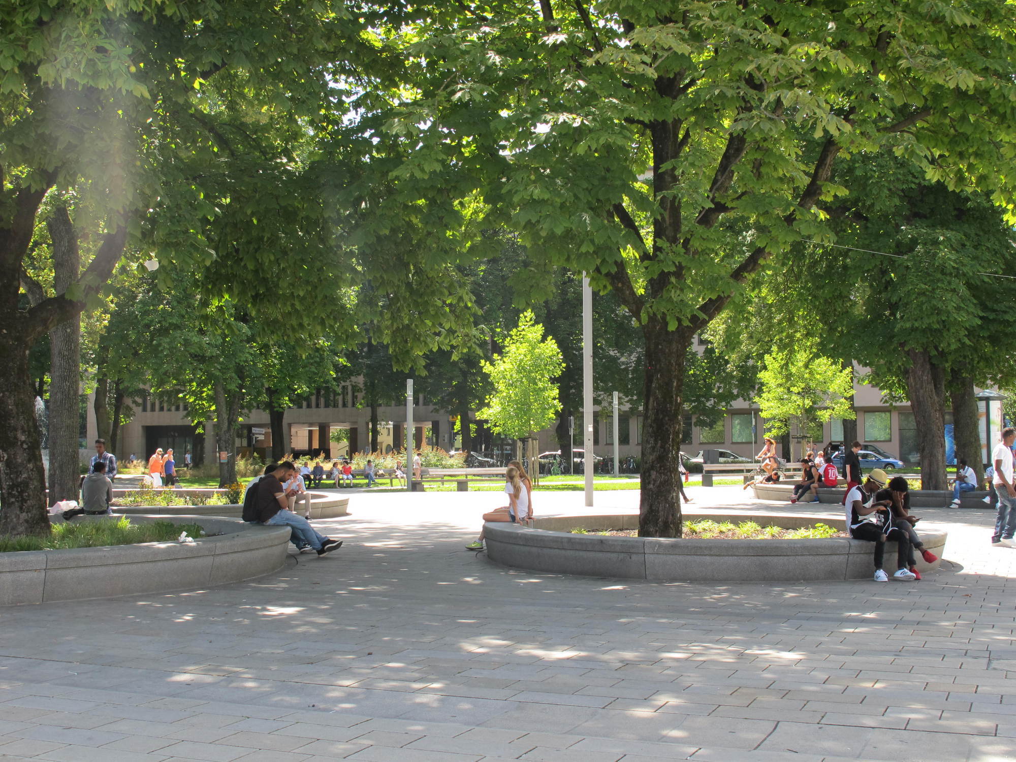Der Königsplatz. Foto: B4B WIRTSCHAFTSLEBENSCHWABEN