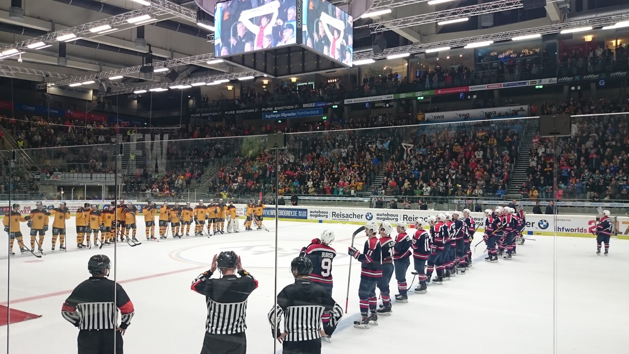 Beim Deutschland Cup 2015. Foto: B4B WIRTSCHAFTSLEBEN SCHWABEN