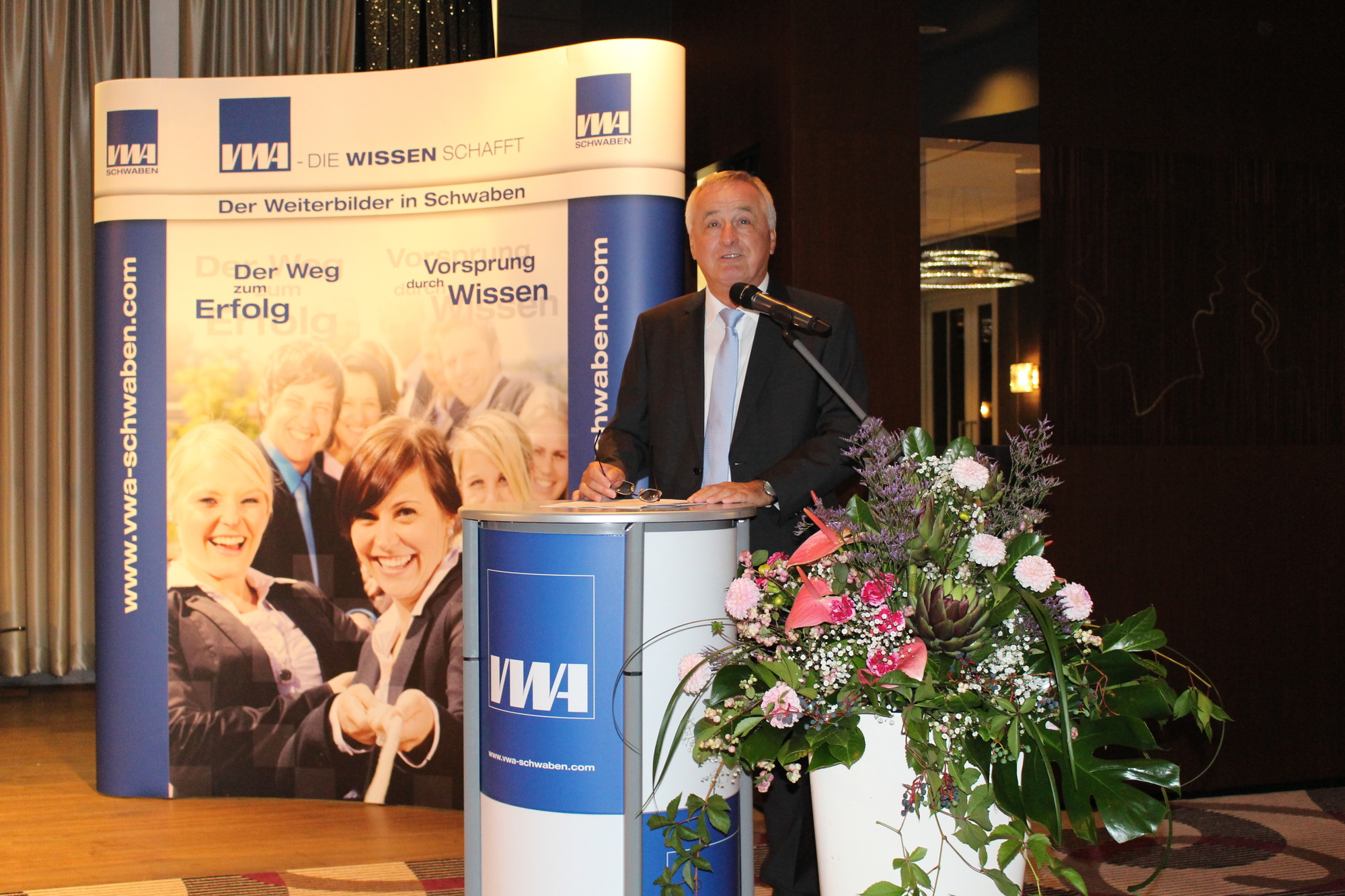Das 90-jährige Jubiläum der VWA Schwaben wurde im Steigenberger Hotel Drei Mohren gefeiert. Foto: B4B WIRTSCHAFTSLEBEN SCHWABEN
