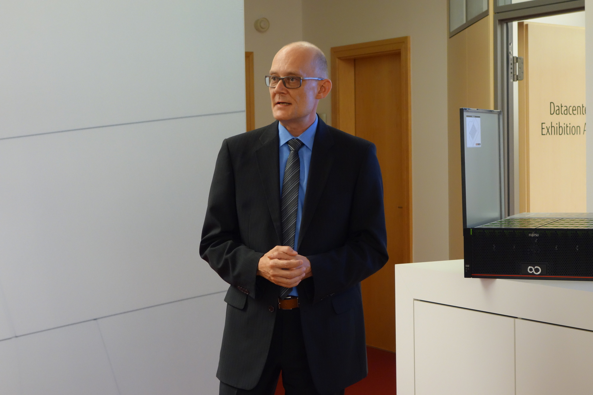 Am 15. September 2016 besuchte Staatsminister Herrmann den Fujitsu-Standort Augsburg. Foto: B4B WIRTSCHAFTSLEBEN SCHWABEN