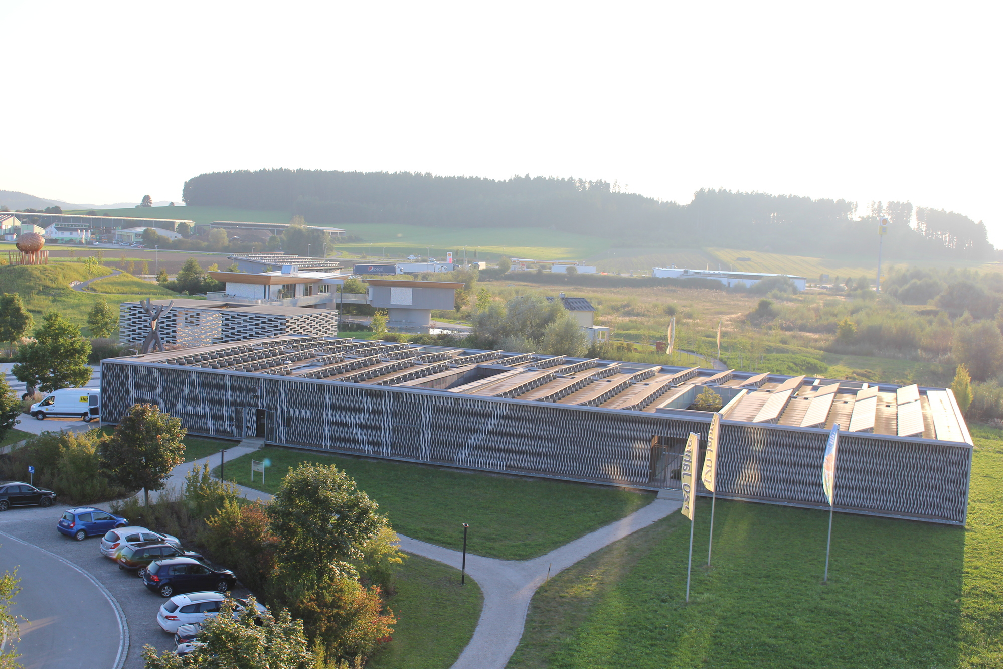 Auf Zeitreise durch die Firmengeschichte: 2016 feiert Baufritz 120-jähriges Jubiläum. Foto: B4B WIRTSCHAFTSLEBEN SCHWABEN