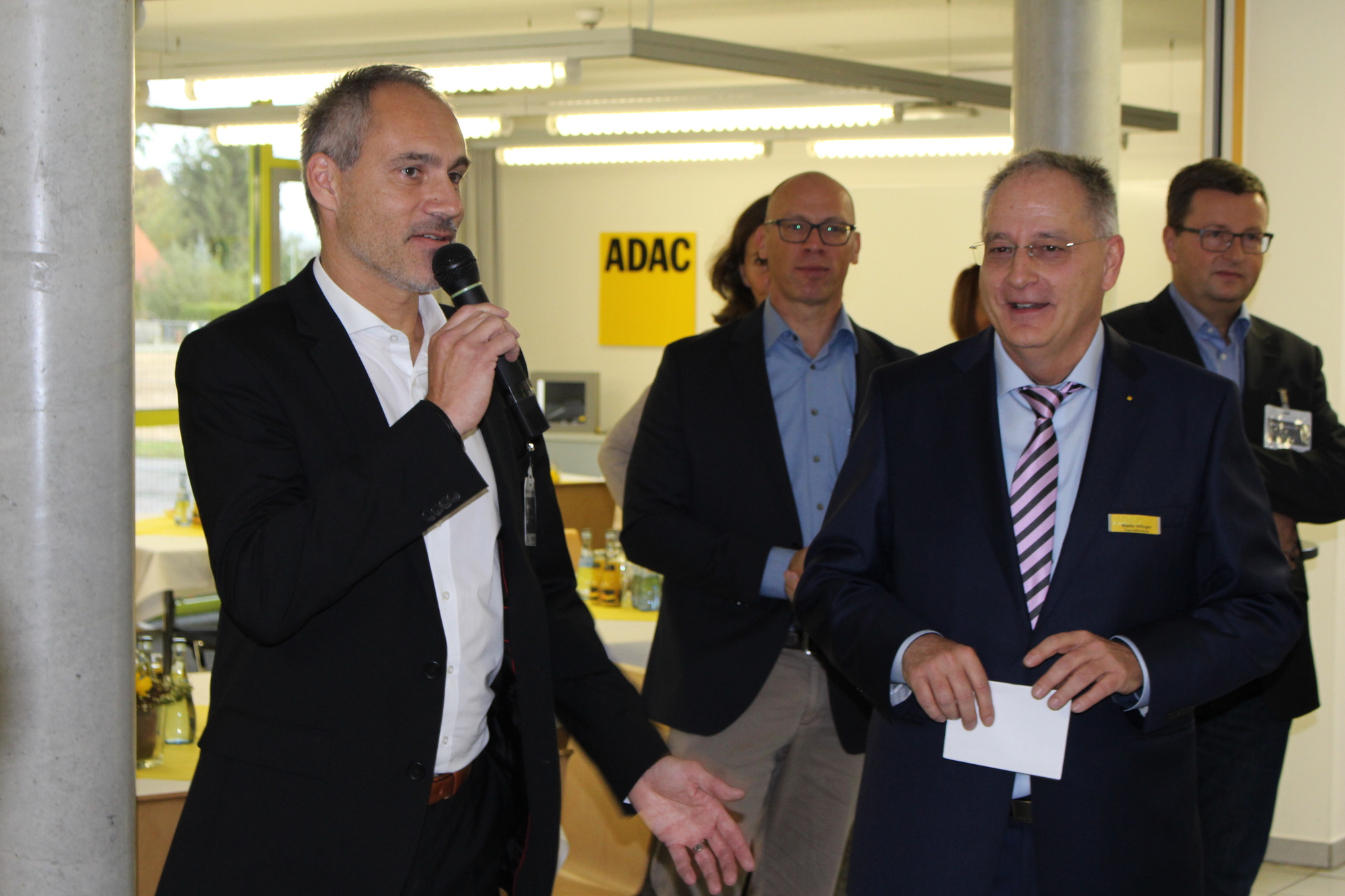 Das 9. vmm Mittelstandsfrühstück fand im ADAC Fahrsicherheitszentrum statt. Foto: B4B WIRTSCHAFTSLEBEN SCHWABEN