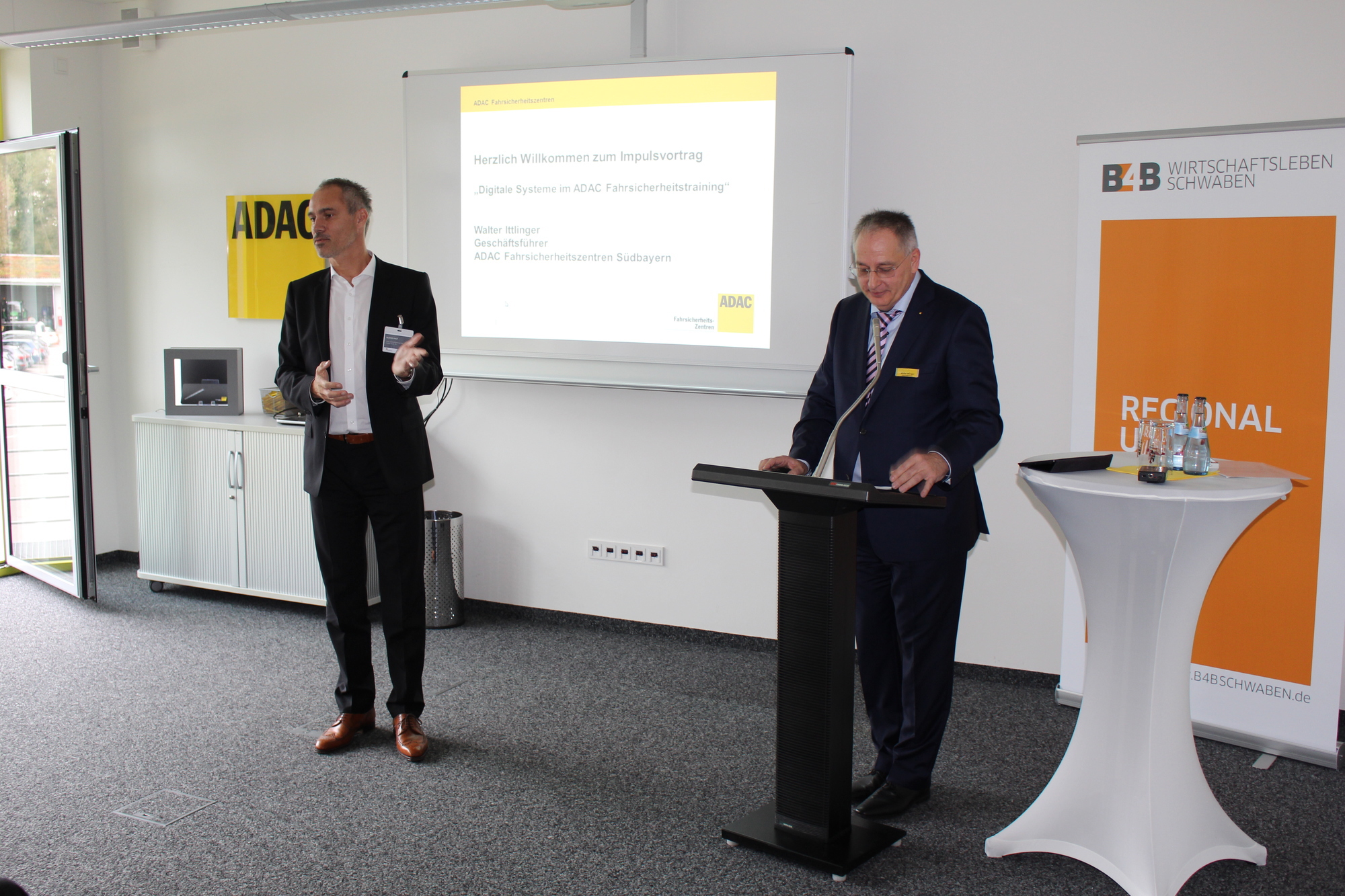 Das 9. vmm Mittelstandsfrühstück fand im ADAC Fahrsicherheitszentrum statt. Foto: B4B WIRTSCHAFTSLEBEN SCHWABEN