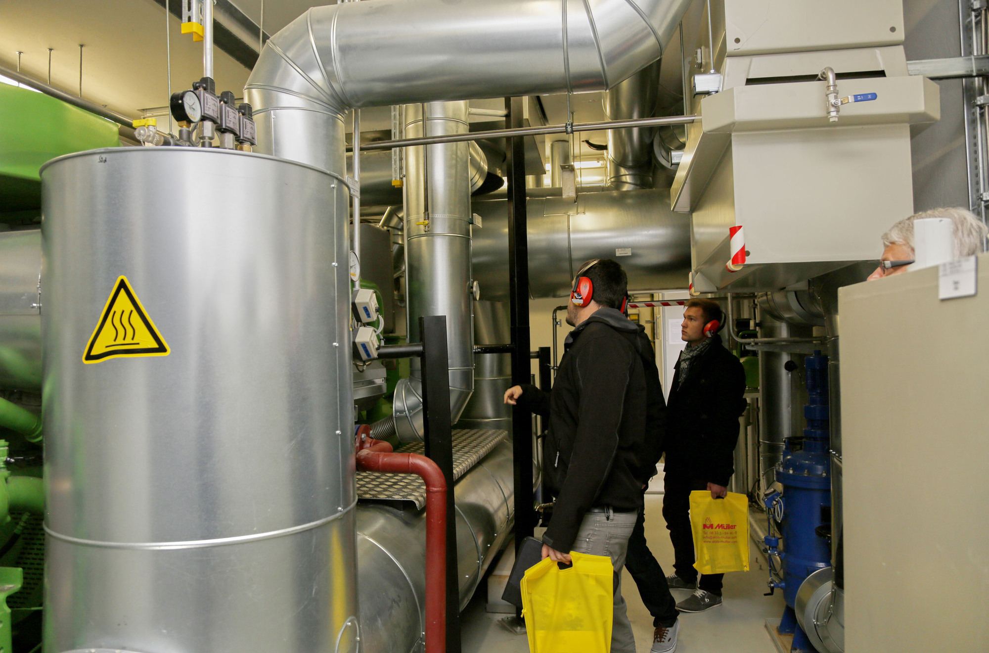 Die Kraft-Wärme-Kälte-Kopplungsanlage. Foto: Alois Müller GmbH