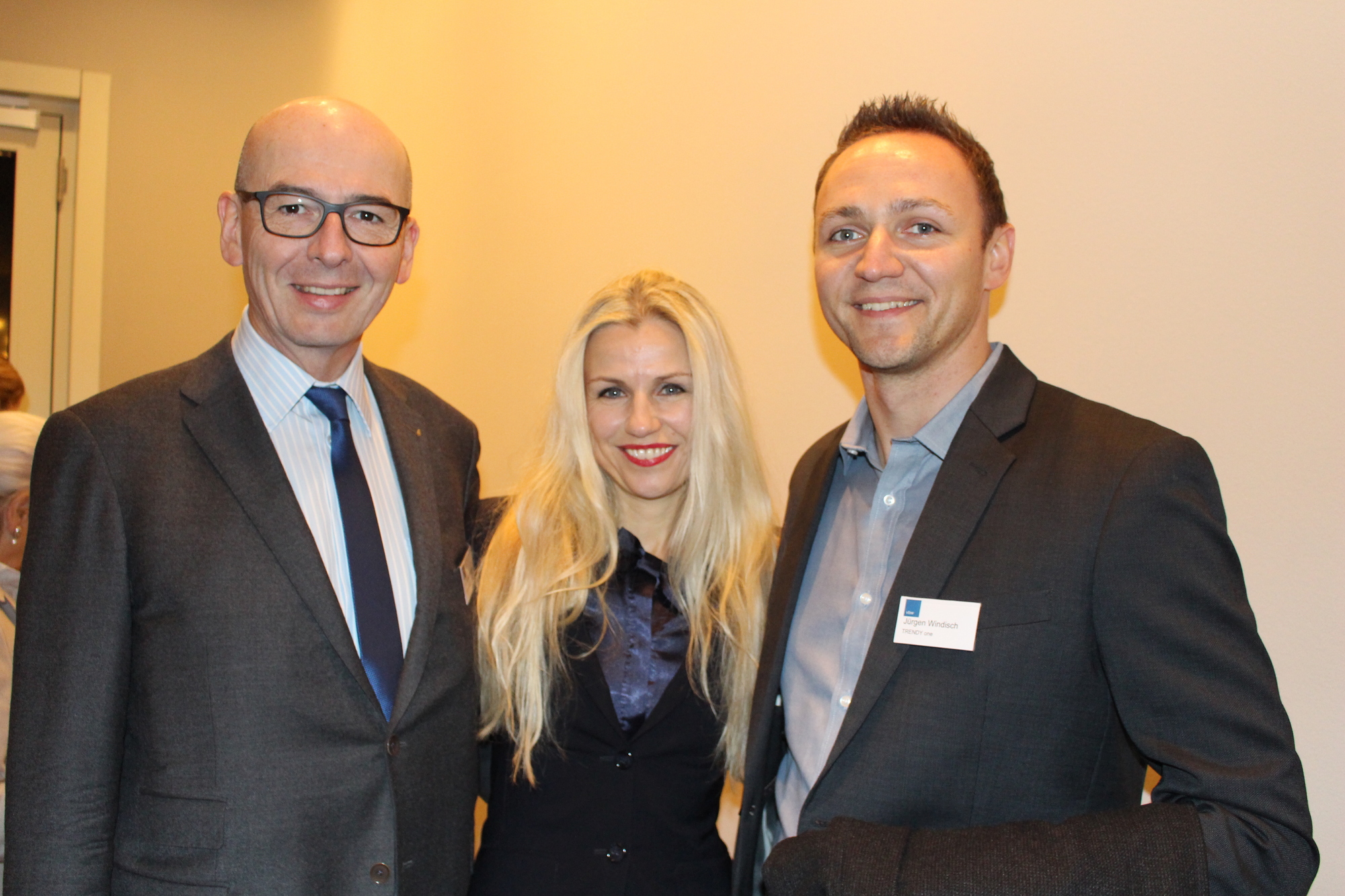 Das 24. vbw Herbstgespräch Schwaben fand am 9. November 2016 statt. Foto: B4B WIRTSCHAFTSLEBEN SCHWABEN