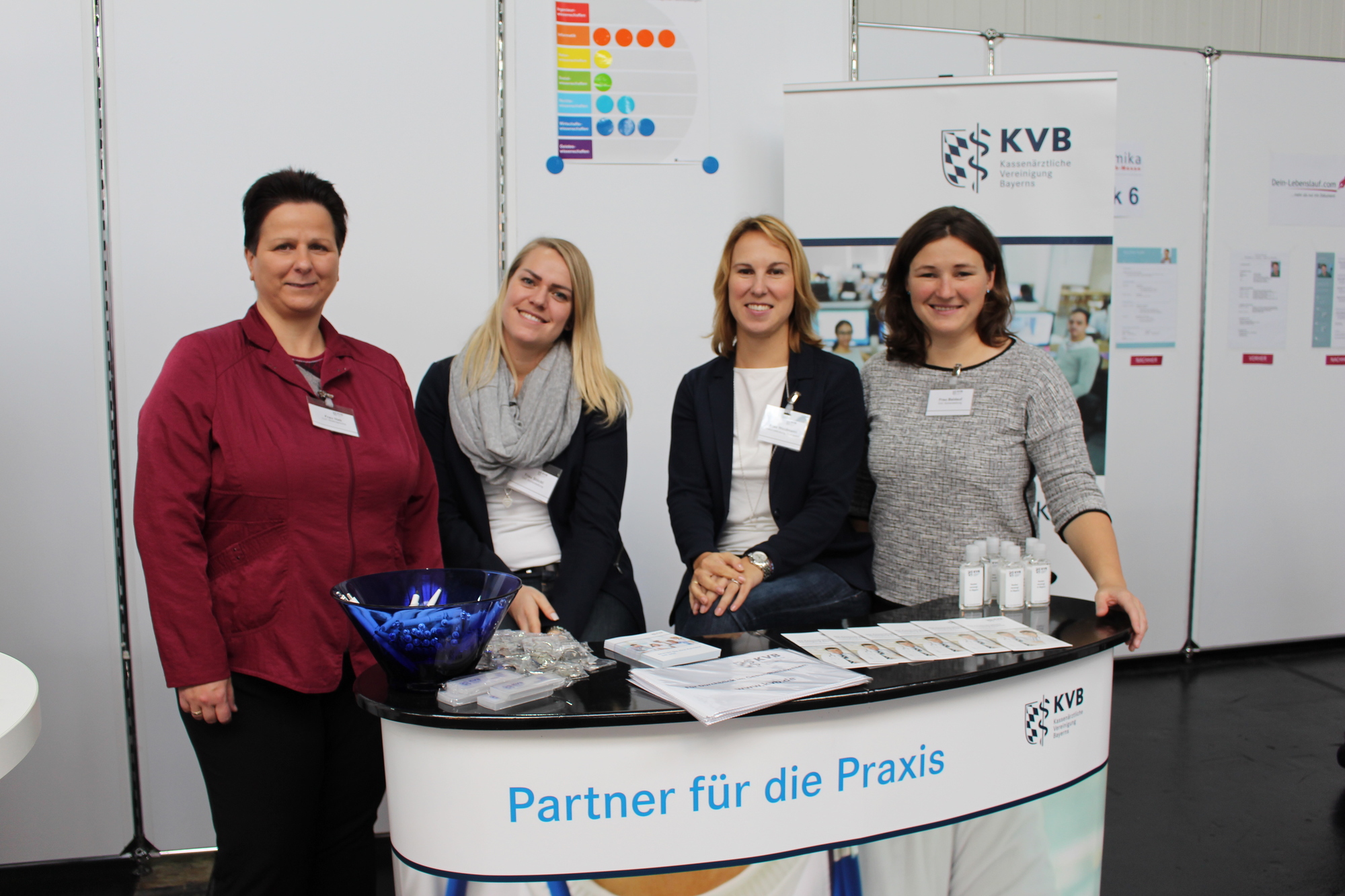 Die Aussteller der 6. akademika in Augsburg. Foto: B4B WIRTSCHAFTSLEBEN SCHWABEN