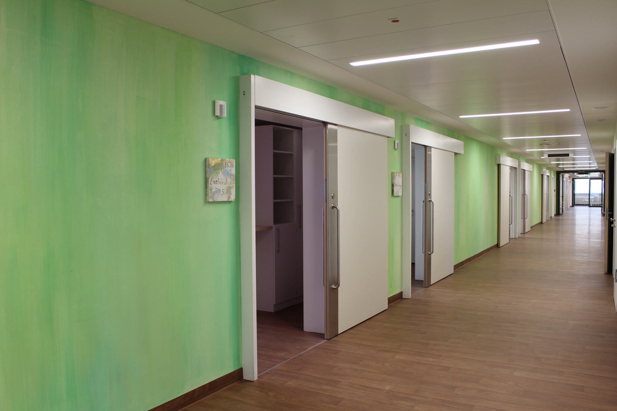 Die Einweihungs-Feier des neuen Hauptgebäudes am Josefinum. Foto: B4B WIRTSCHAFTSLEBEN SCHWABEN