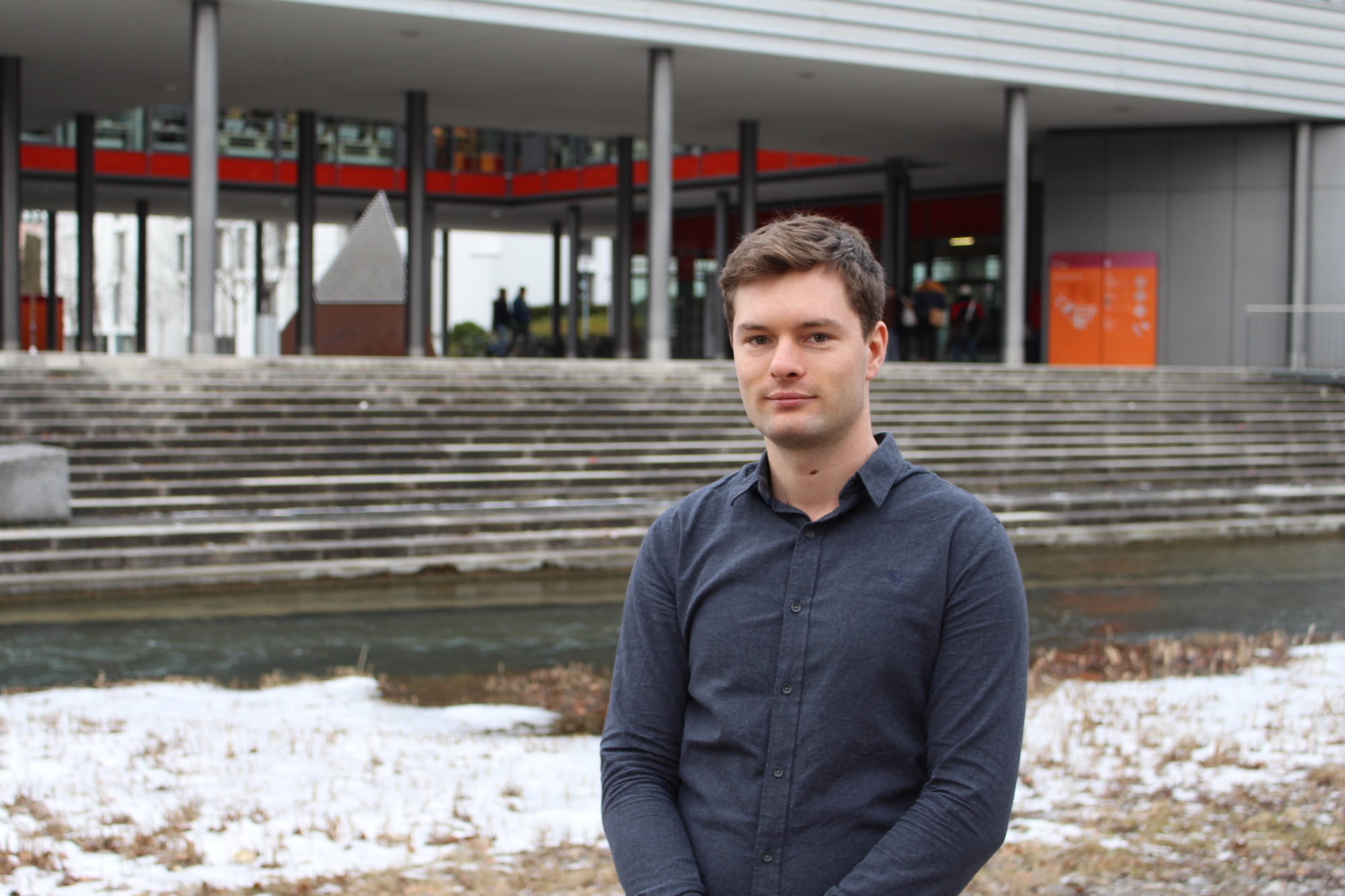Sebastian Hochwarter überzeugte die Jury mit seiner digital gesteuerten Hühnerklappe. Foto: B4B WIRTSCHAFTSLEBEN SCHWABEN