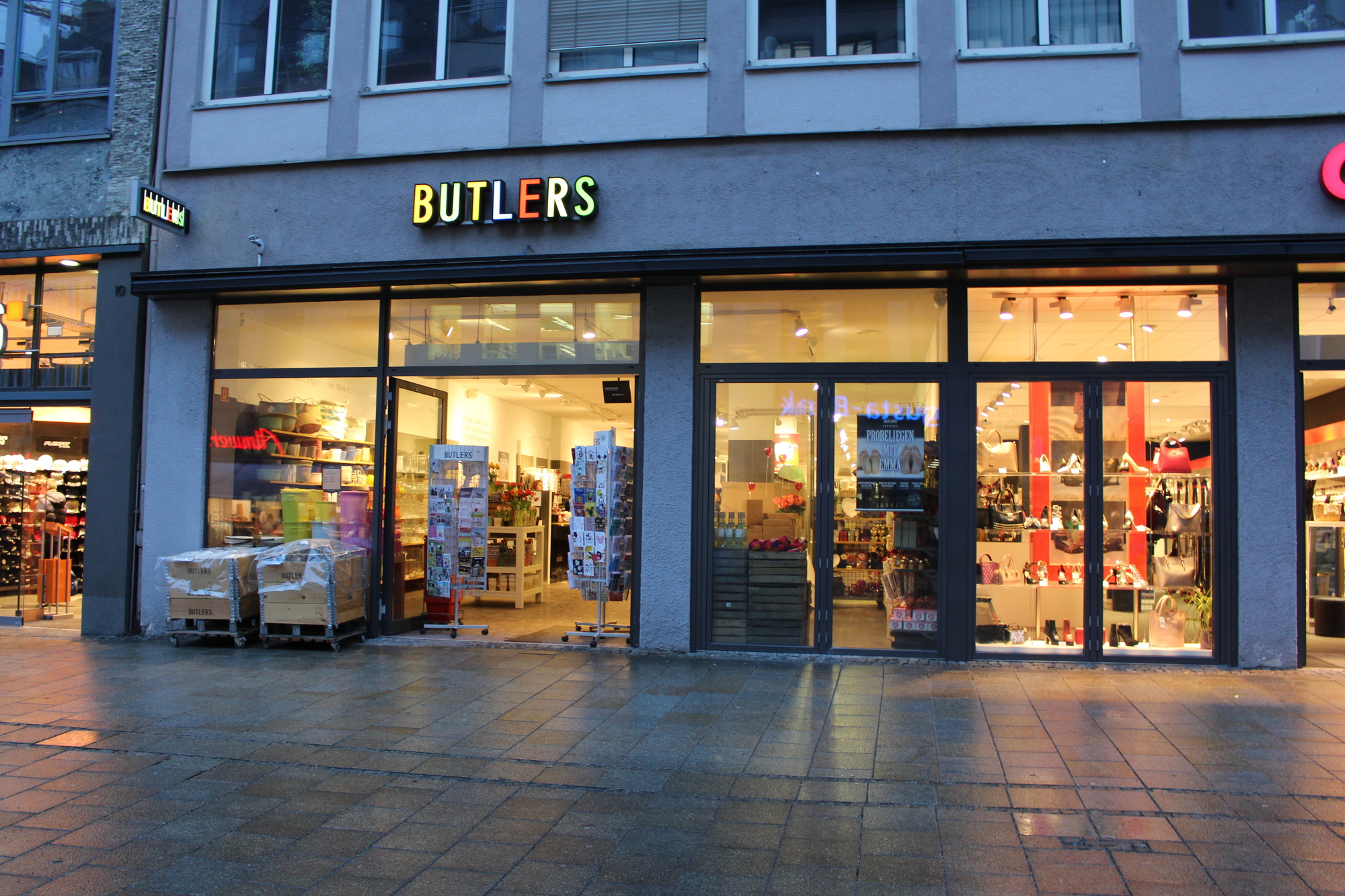 Die BUTLERS-Filiale in der Augsburger Innenstadt. Foto: Rebecca Weingarten/ B4B WIRTSCHAFTSLEBEN SCHWABEN