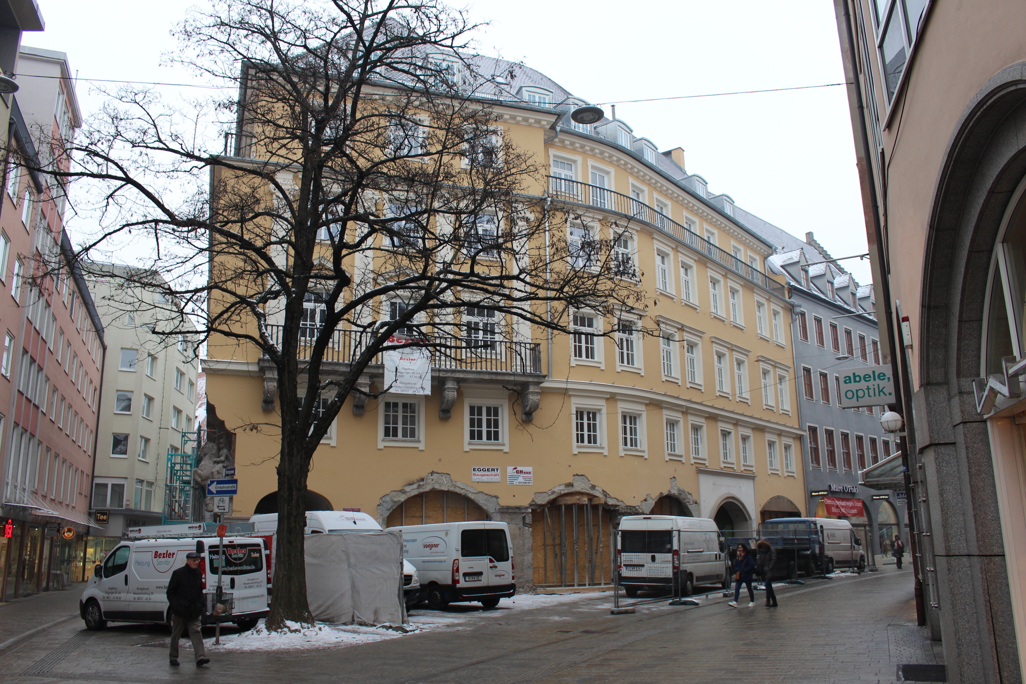 Die Ex-Müller-Filiale in der Augsburger Innenstadt wird seit Wochen saniert. Foto: Isabell Walter/B4B WIRTSCHAFTSLEBEN SCHWABEN