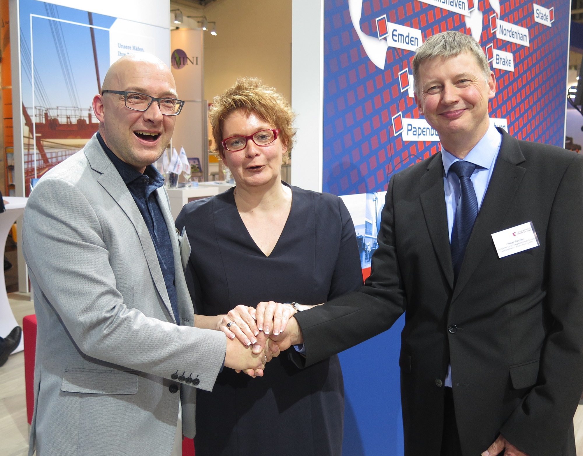 Ralf Schmidtmann (GVZ Region Augsburg), Staatsekretärin Daniela Behrens, Peter Fischer (GVZ Emsland). Foto: Helge Spies