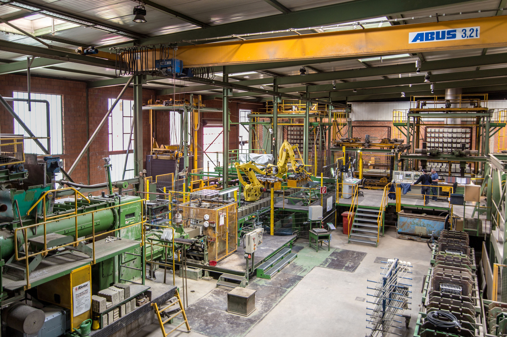 Die neue Nass-Seite der Ziegel-Produktion im Ziegelwerk Klosterbeuren. Foto: Ziegelwerk Klosterbeuren