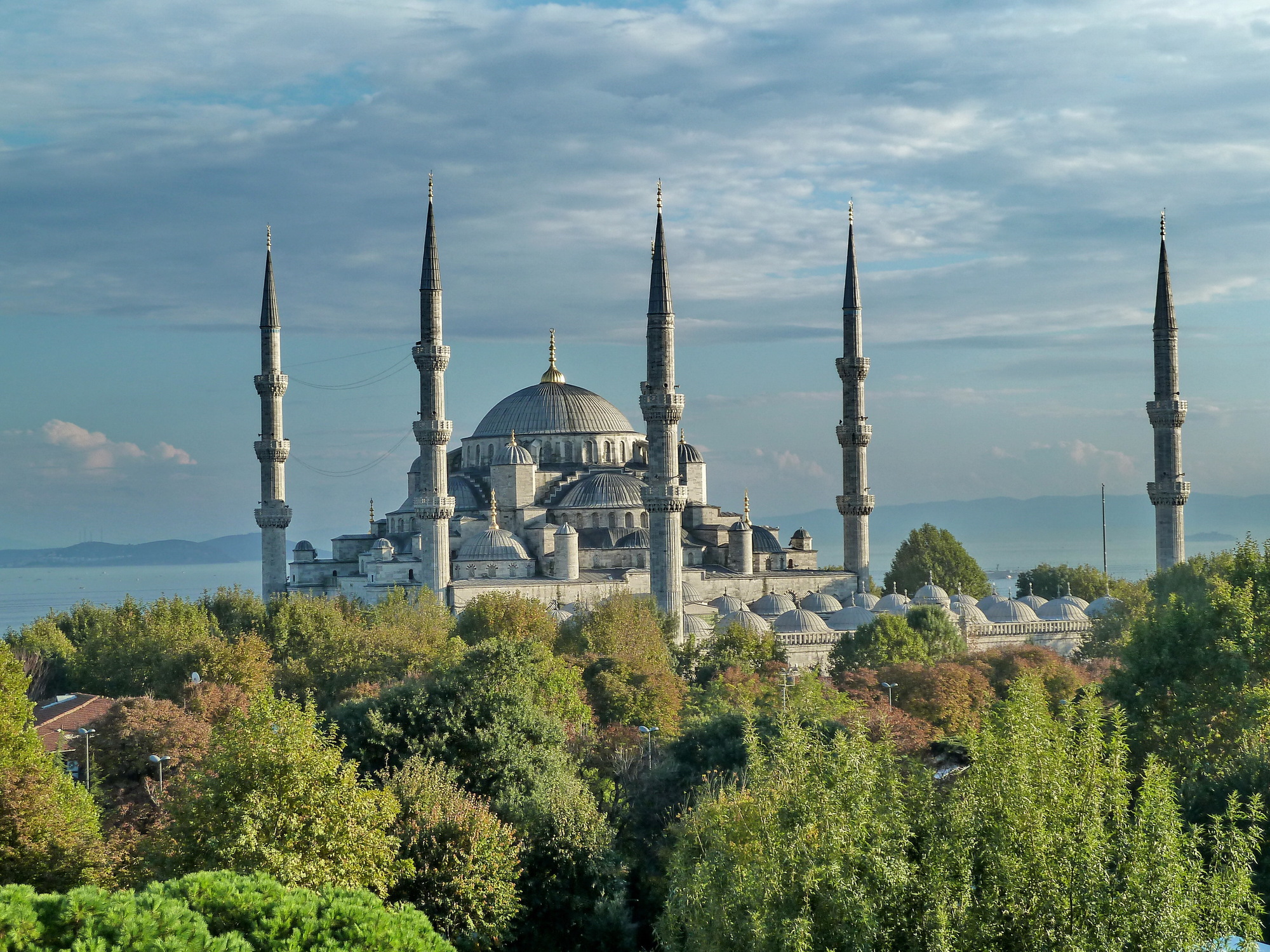 Symbolbild/Blaue Moschee in Istanbul. Foto: Dr. Klaus-Uwe Gerhardt / pixelio.de