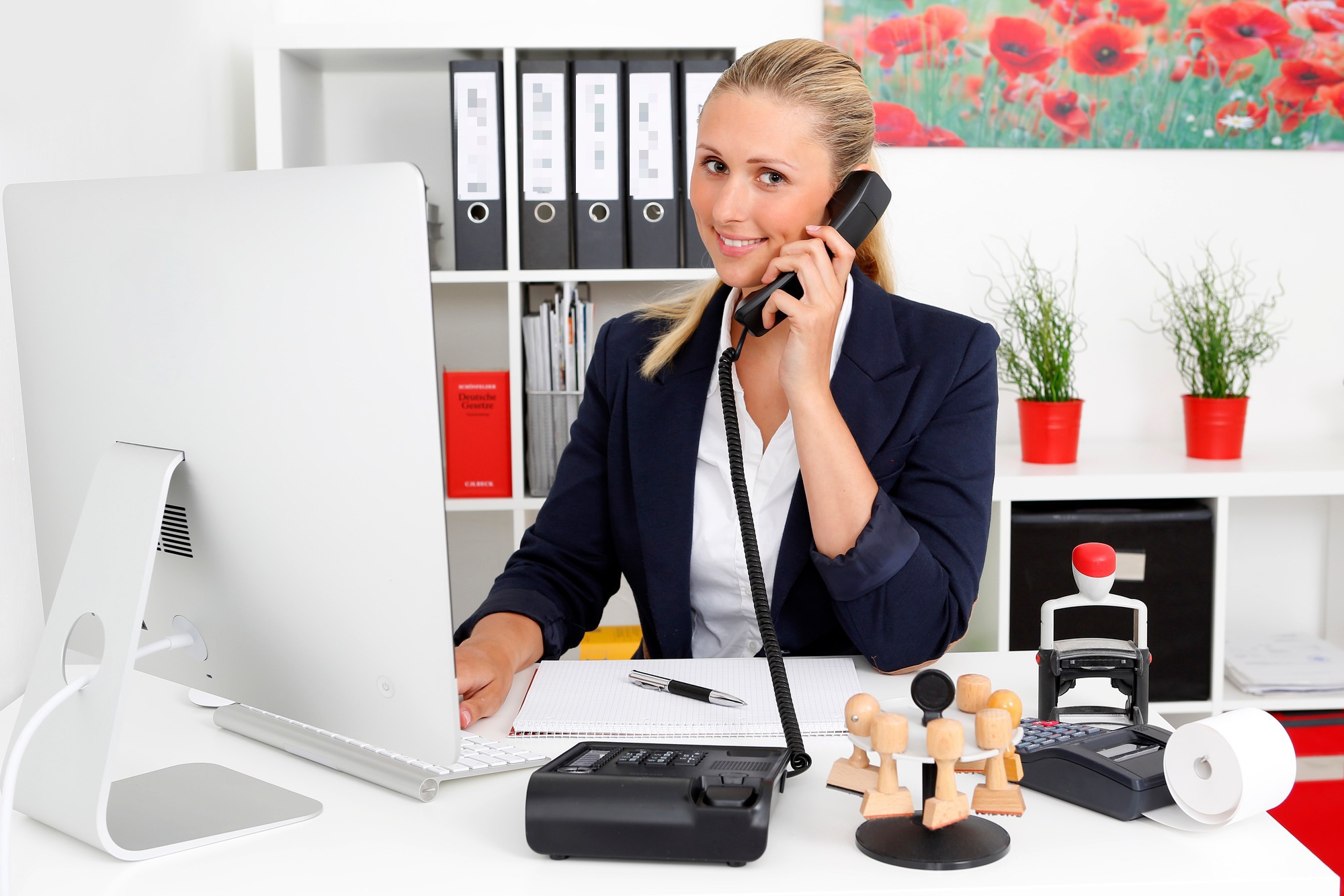 Symbolbild. Berufsschule Lauingen bildet künftig die Ausbildung zum Online-Händler an. Foto: Tim Reckmann/pixelio.de