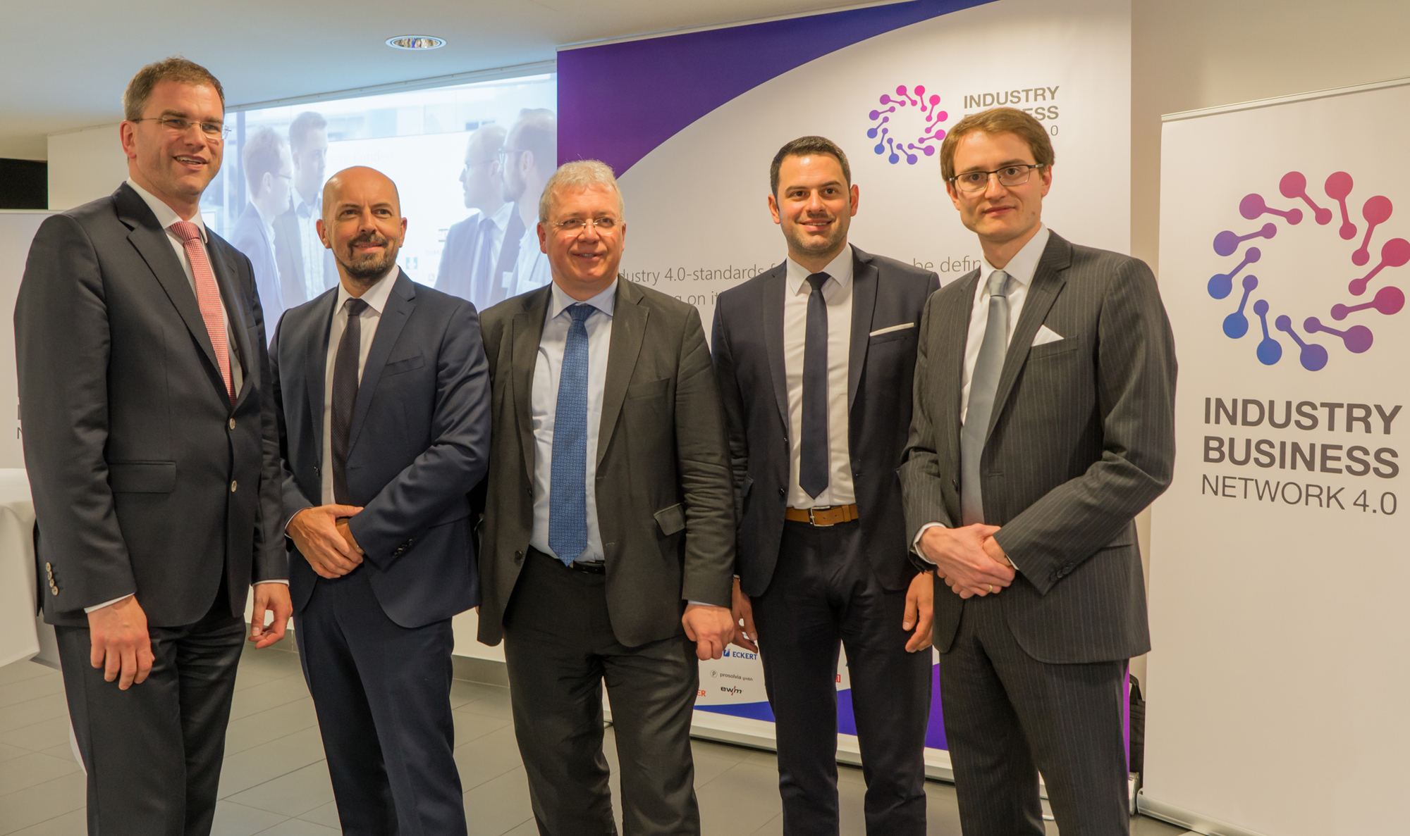 Prof. Dr.-Ing. Johannes Schilp, Igor Mikulina, Markus Ferber, Johannes Ried, Konstantin Kernschmidt. Foto: PKM Europe