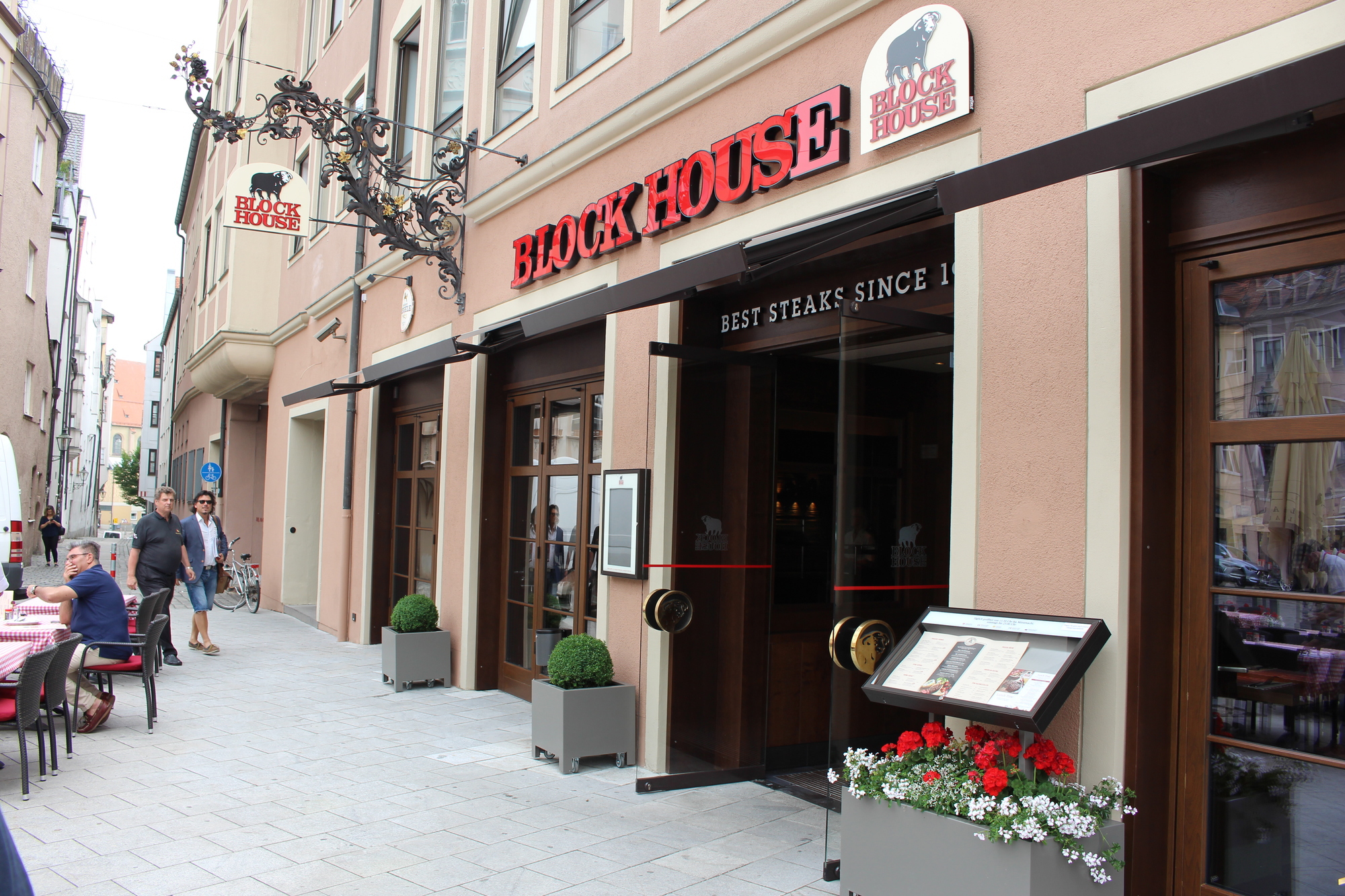 Das Block House befindet sich am Ulrichsplatz 3 im ehemaligen „Chorizo“. Foto: Iris Zeilnhofer/B4B WIRTSCHAFTSLEBEN SCHWABEN
