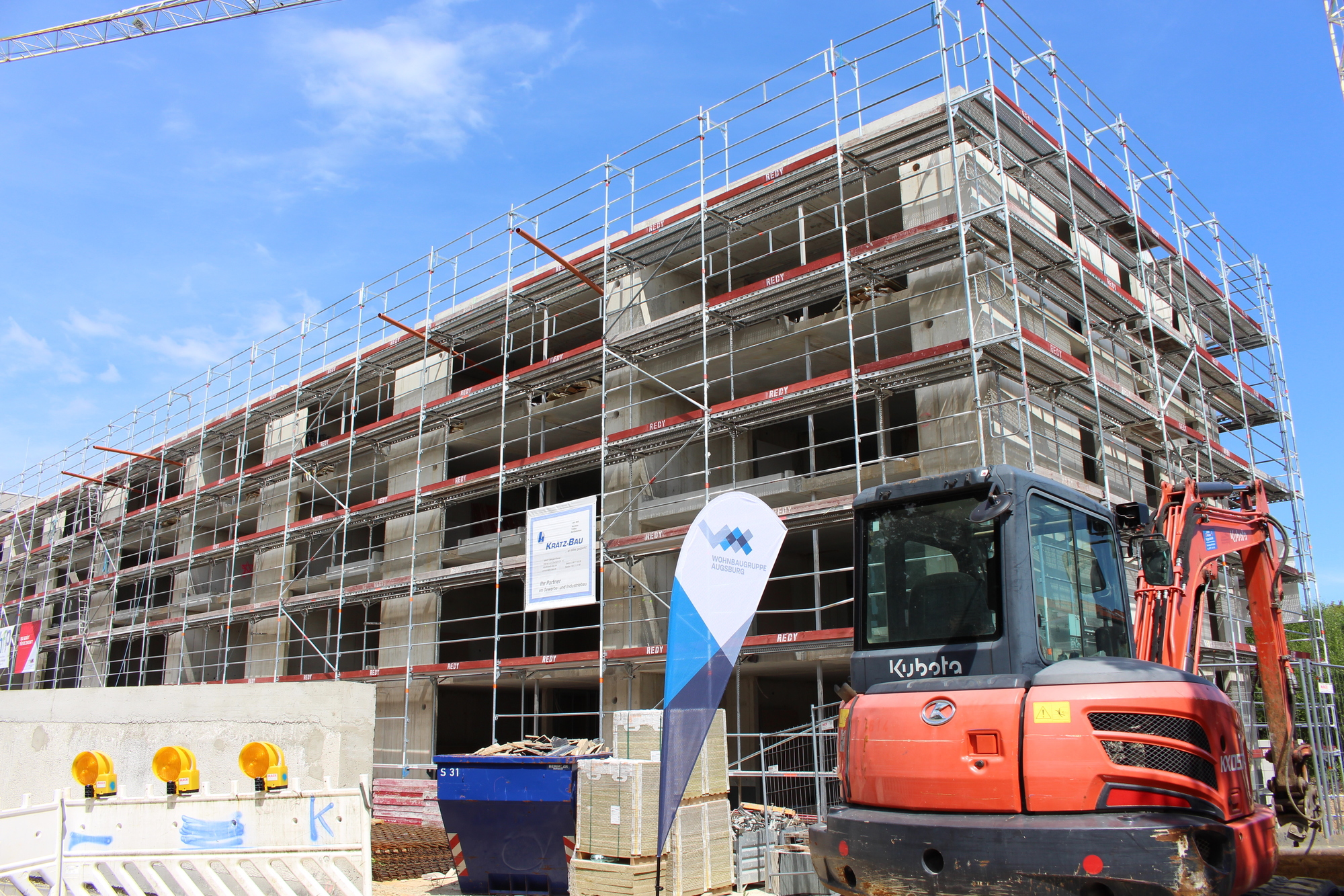 In dem Neubau im Stadtteil Kriegshaber entstehen insgesamt 36 Wohnungen. Foto: Isabell Walter/B4B WIRTSCHAFTSLEBEN SCHWABEN