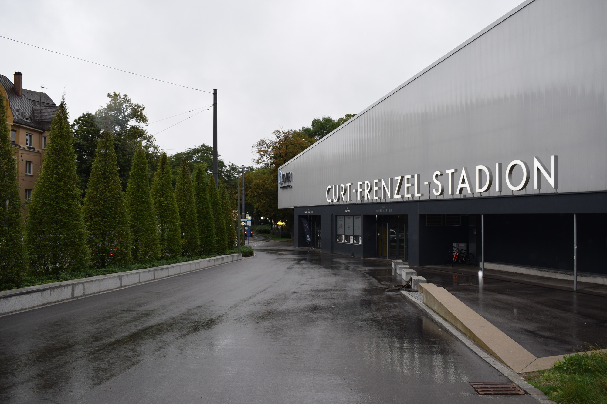 Das traditionsreiche Stadion am Senkelbach wurde 2010 grundlegend umgebaut. Foto: B4B WIRTSCHAFTSLEBEN SCHWABEN