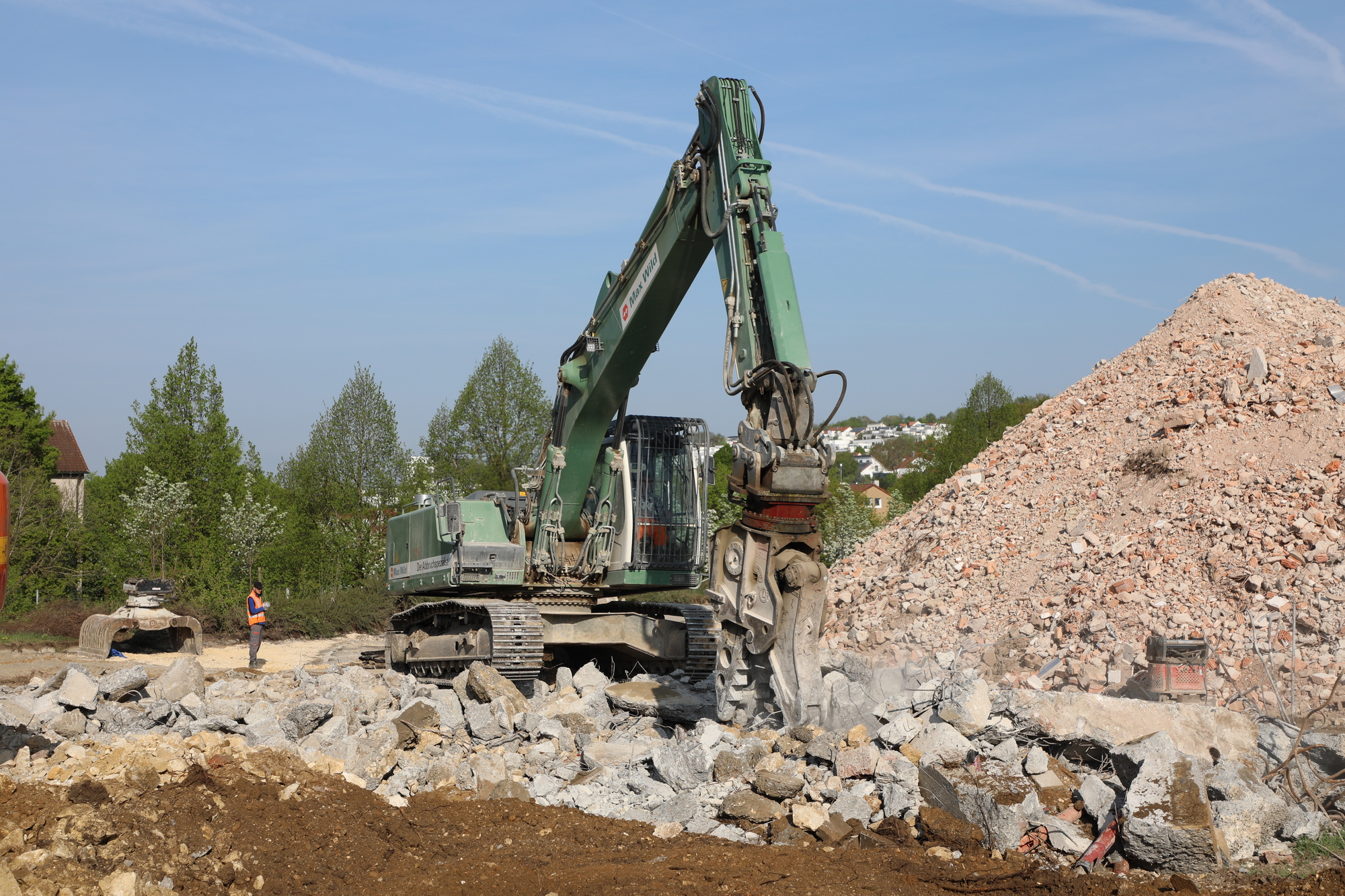 Das Gesamtvolumen der abzubrechenden Substanz beträgt 110.000 Kubikmeter umbauter Raum. Foto: Max Wild GmbH