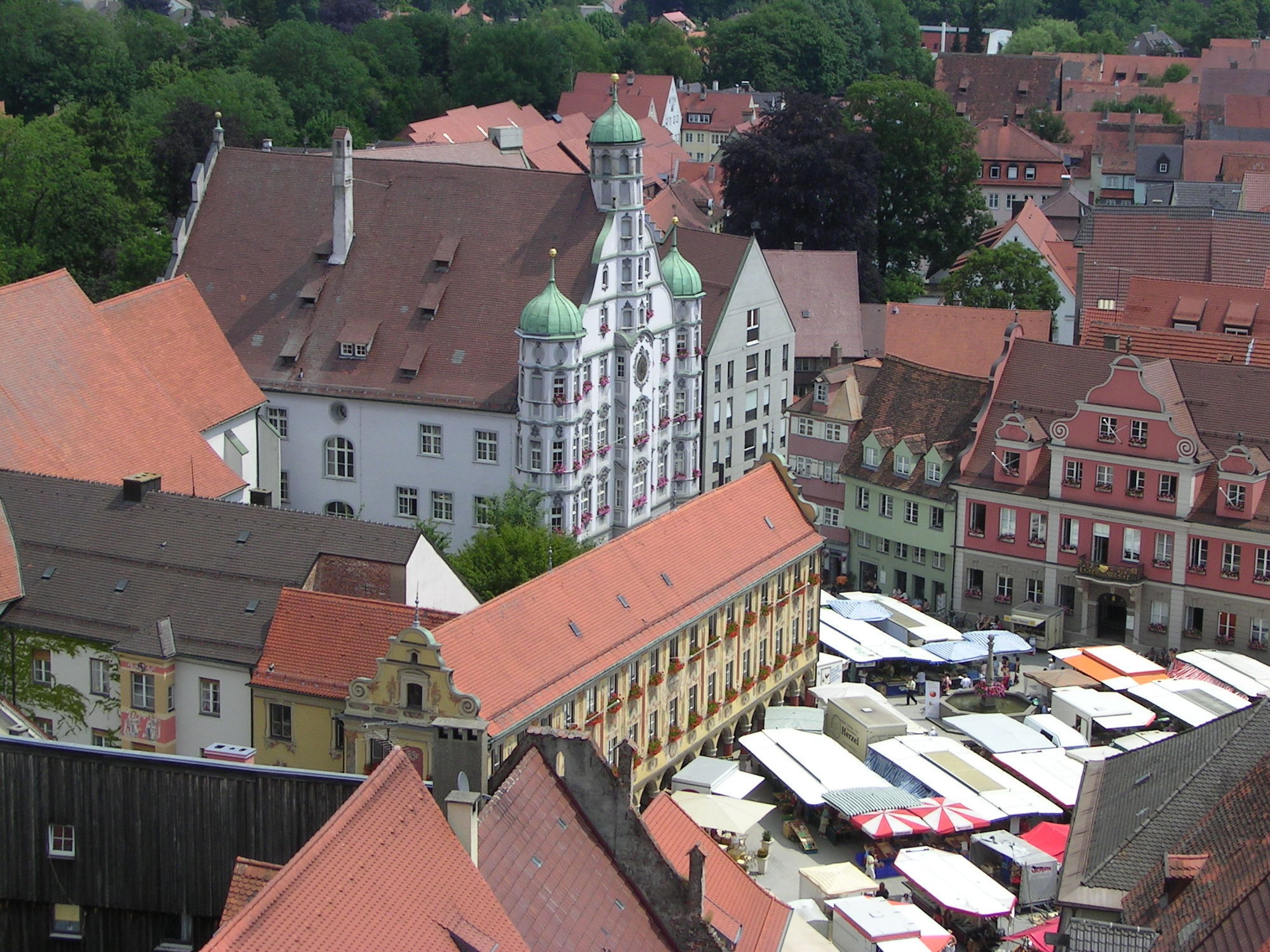 Symbolbild. Die Freizeiteinrichtung hat Memmingen verlassen. Foto: Stefan / pixelio.de