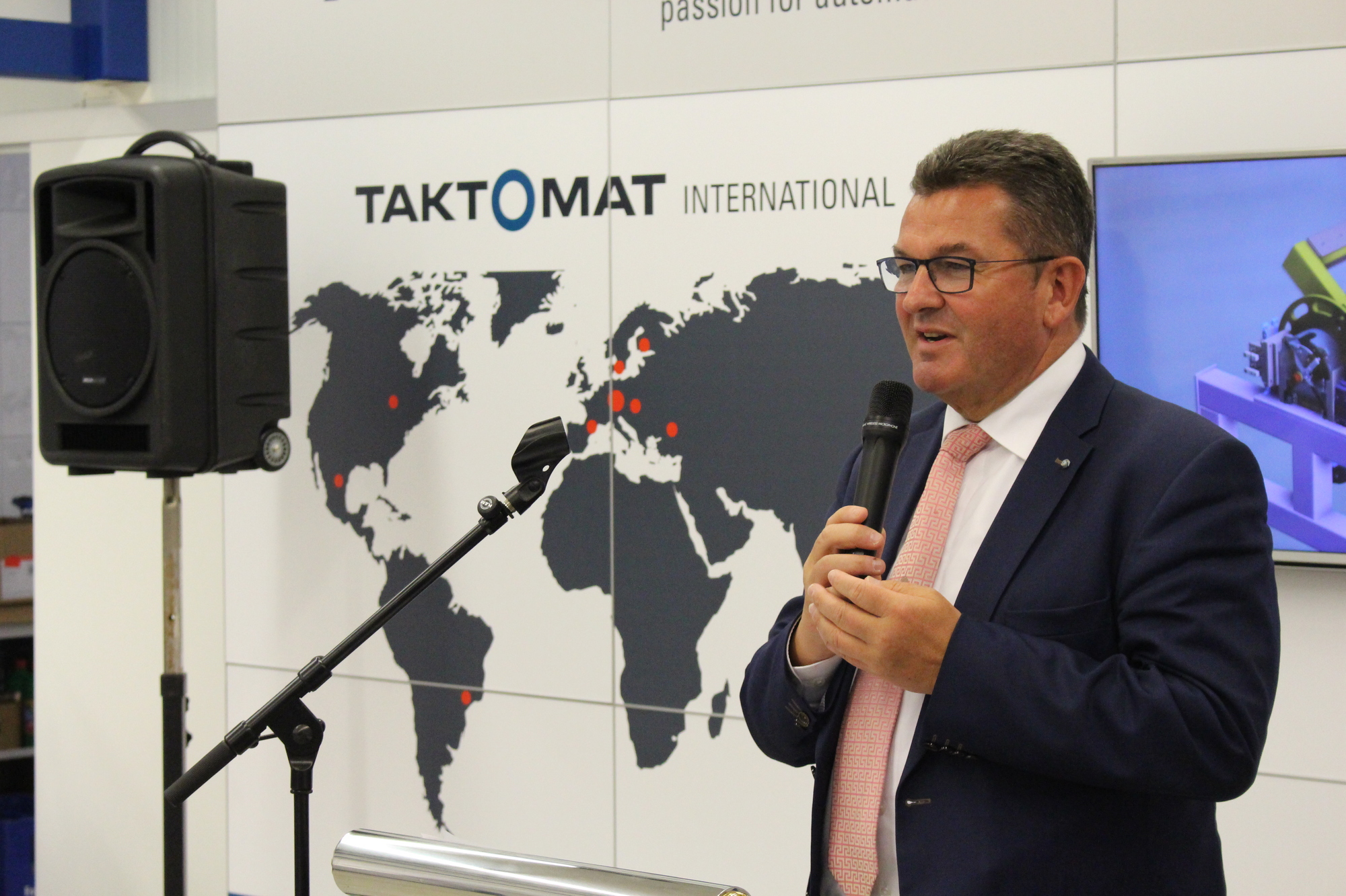 Franz Josef Pschierer spricht bei TAKTOMAT. Foto: Iris Zeilnhofer/B4B WIRTSCHAFTSLEBEN SCHWABEN