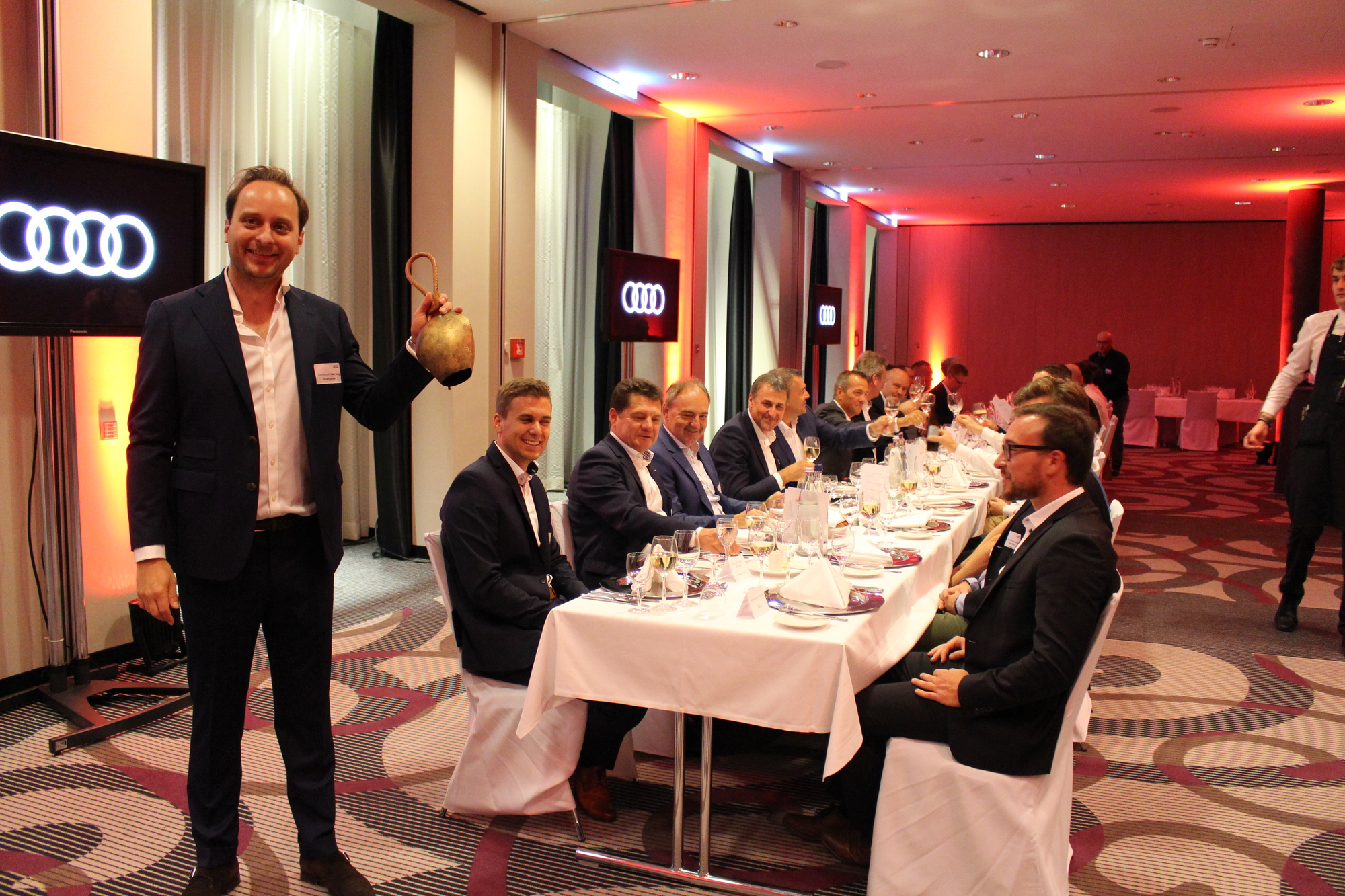 Beim Audi CEO Dinner saßen sich Geschäftsführer und Startups gegenüber. Foto: Isabell Walter/B4B WIRTSCHAFTSLEBEN SCHWABEN