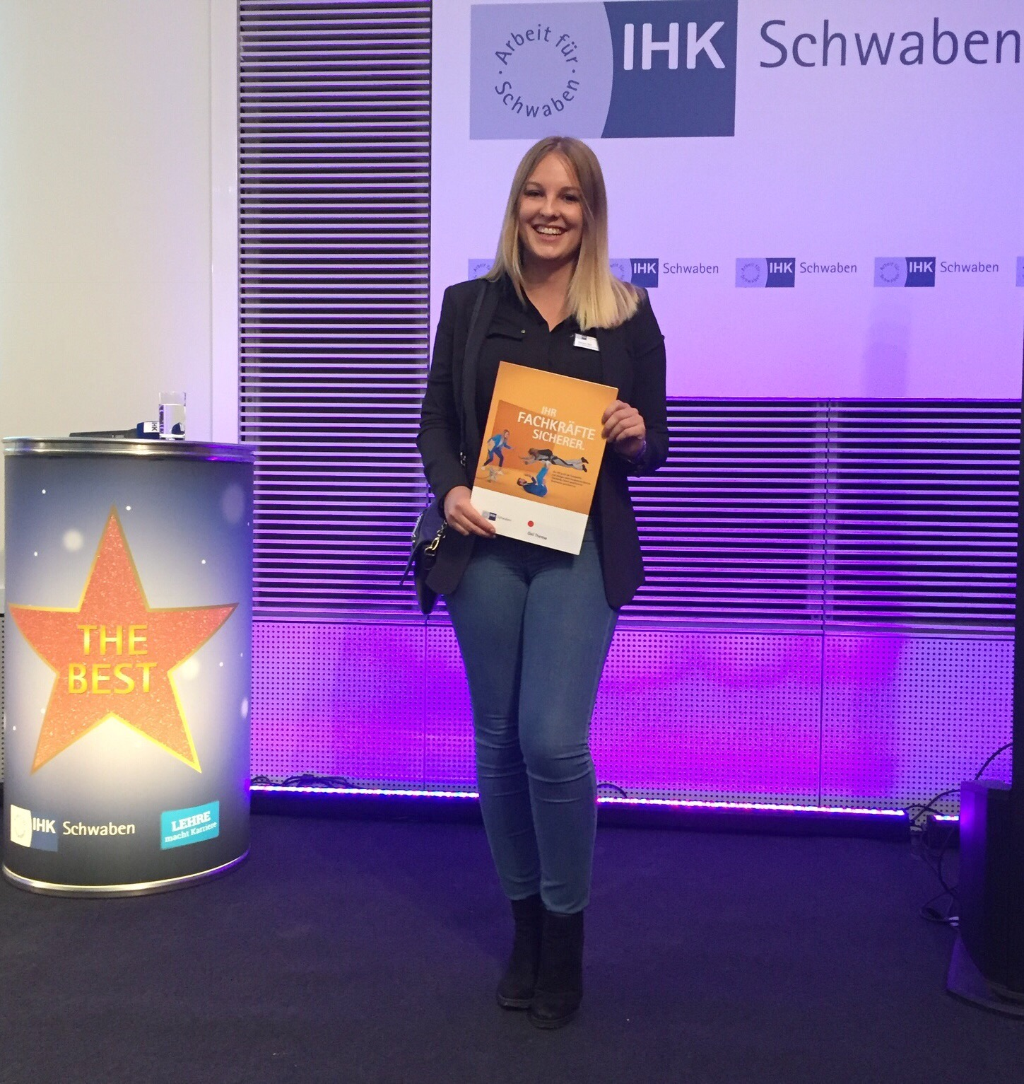 Die Jahrgangsbeste Theresa Gail. Foto: WEKA MEDIA GmbH & Co. KG