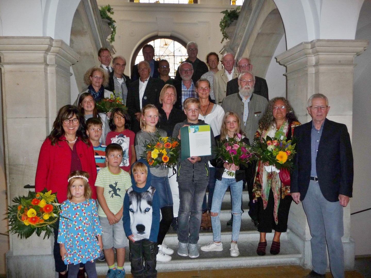 Die Preisträger und Nominierten des Umweltpreises Kaufbeuren 2018. Foto: Stadt Kaufbeuren